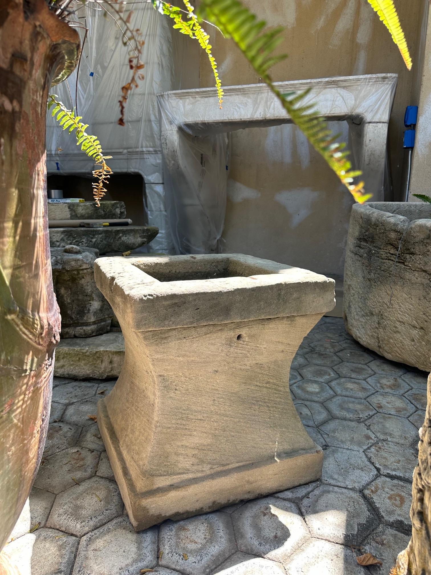 Rustic Antique Hand Carved Stone Birdbath Center Fountain Basin Sink Container For Sale 5