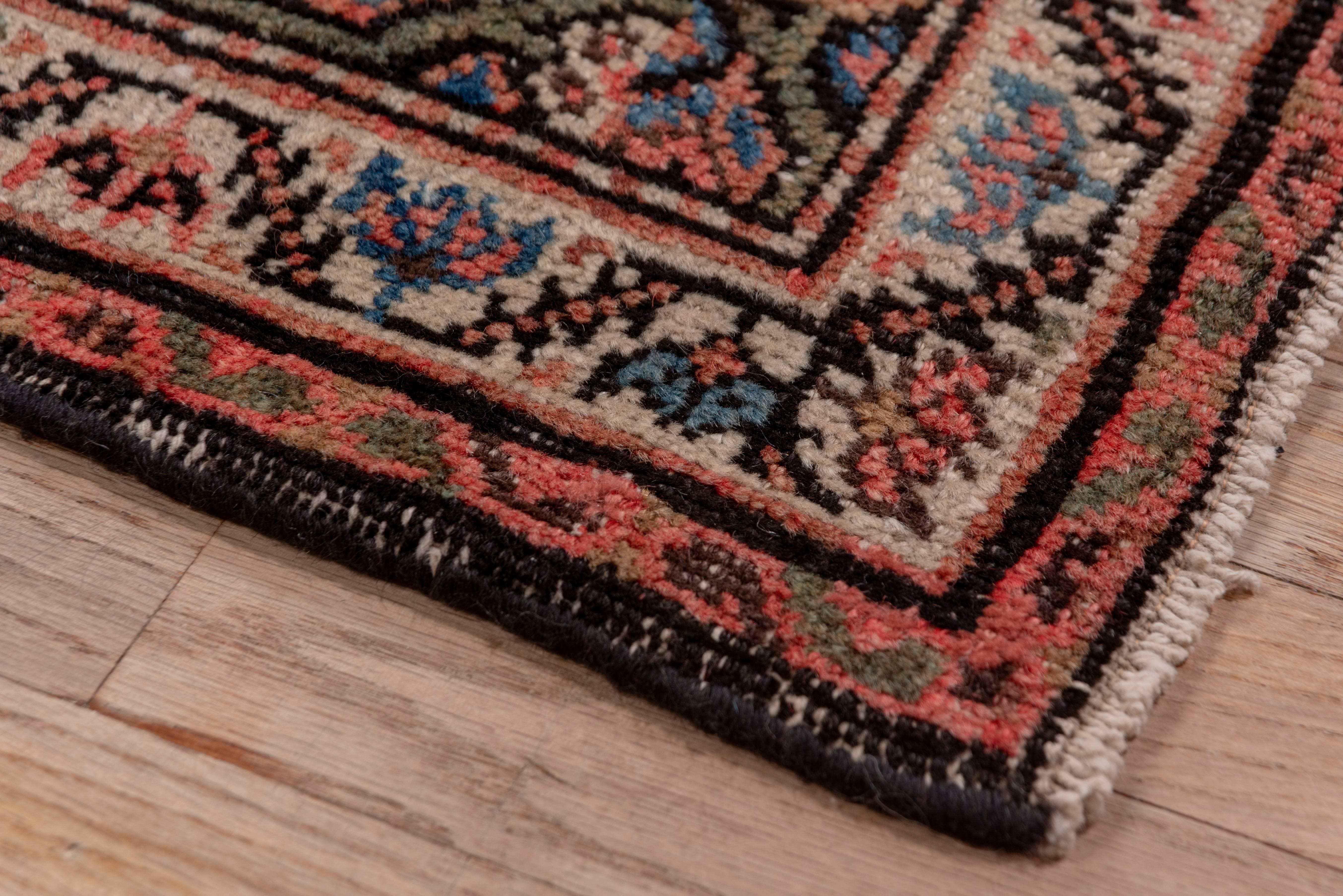 Rustic Antique Mahal Carpet For Sale 4