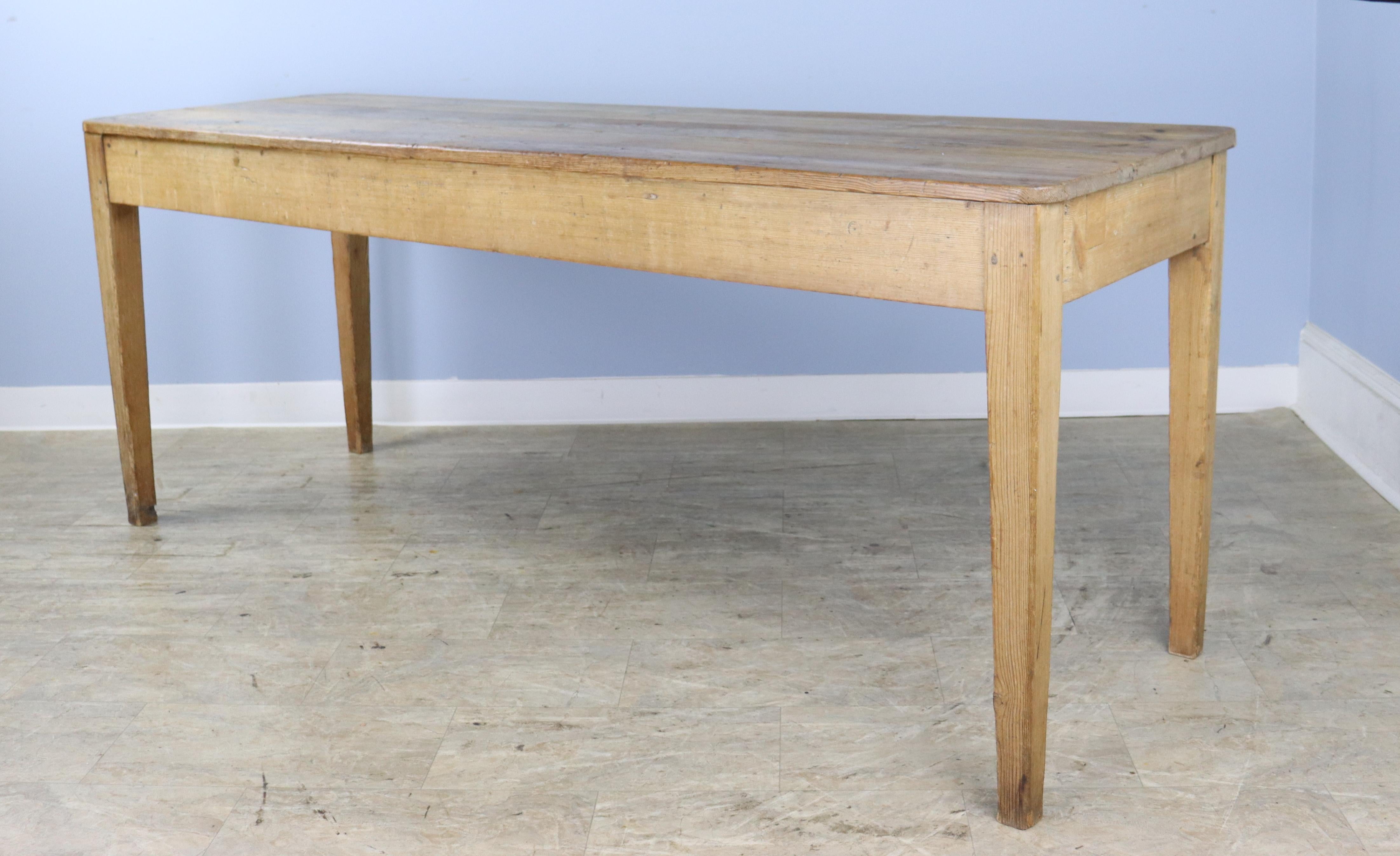 Rustic Antique Pine Farmhouse Table In Good Condition For Sale In Port Chester, NY