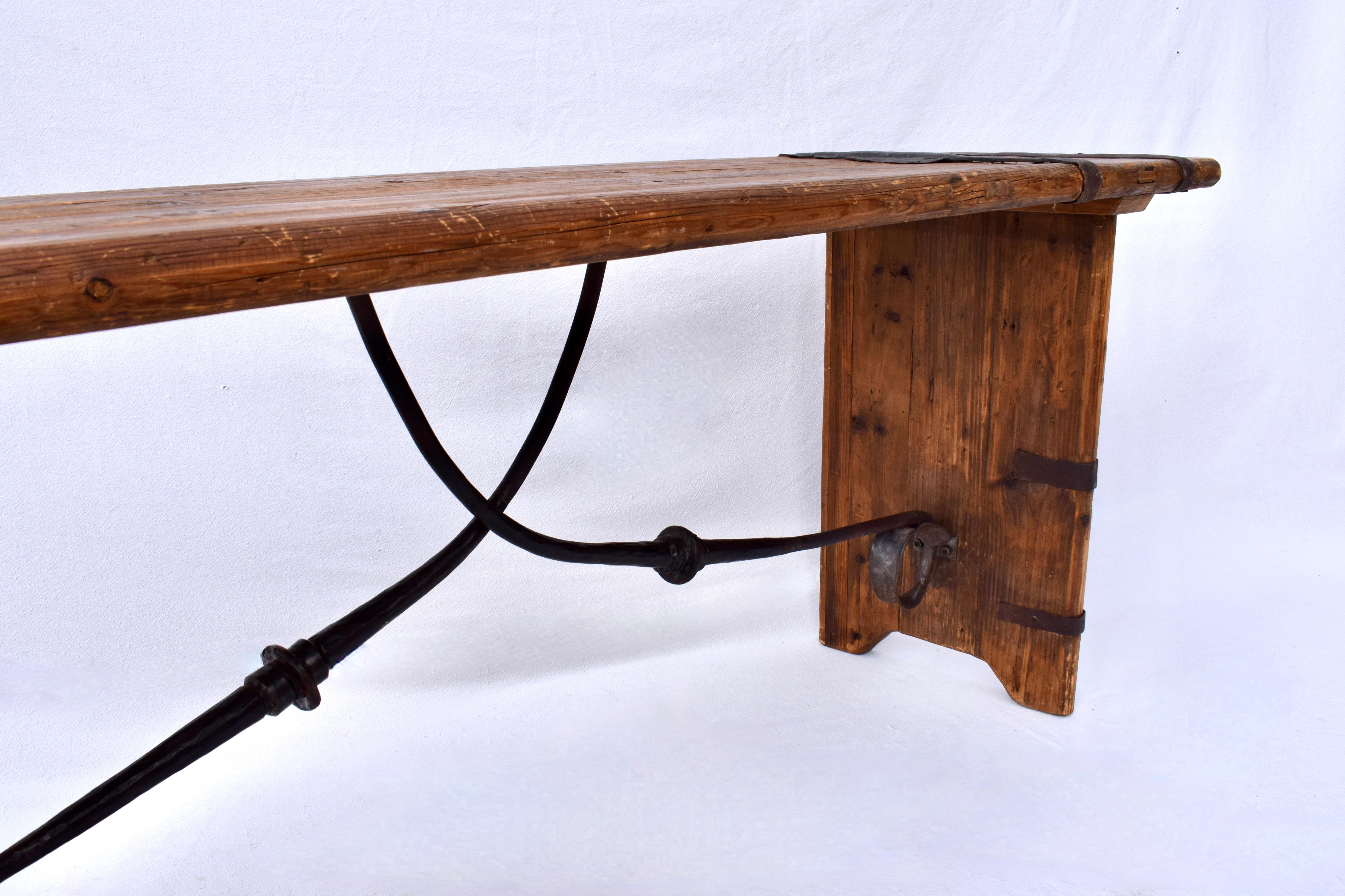 Rustic Antique Reclaimed Wood Spanish Console Table In Good Condition In Southampton, NJ