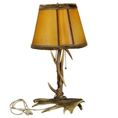 Rustic Antler Desk Lamp with Deer and Virginia Deer Antlers