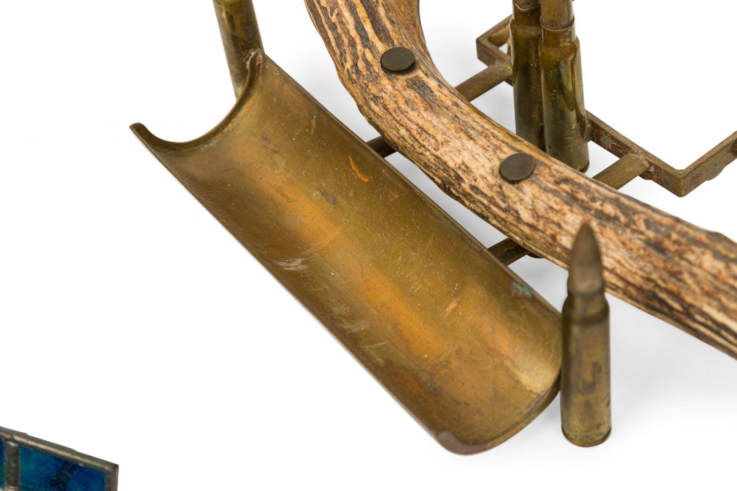 Rustic Antler Inkwell Stand with Glass and Metal Pen Holder in vendita 3