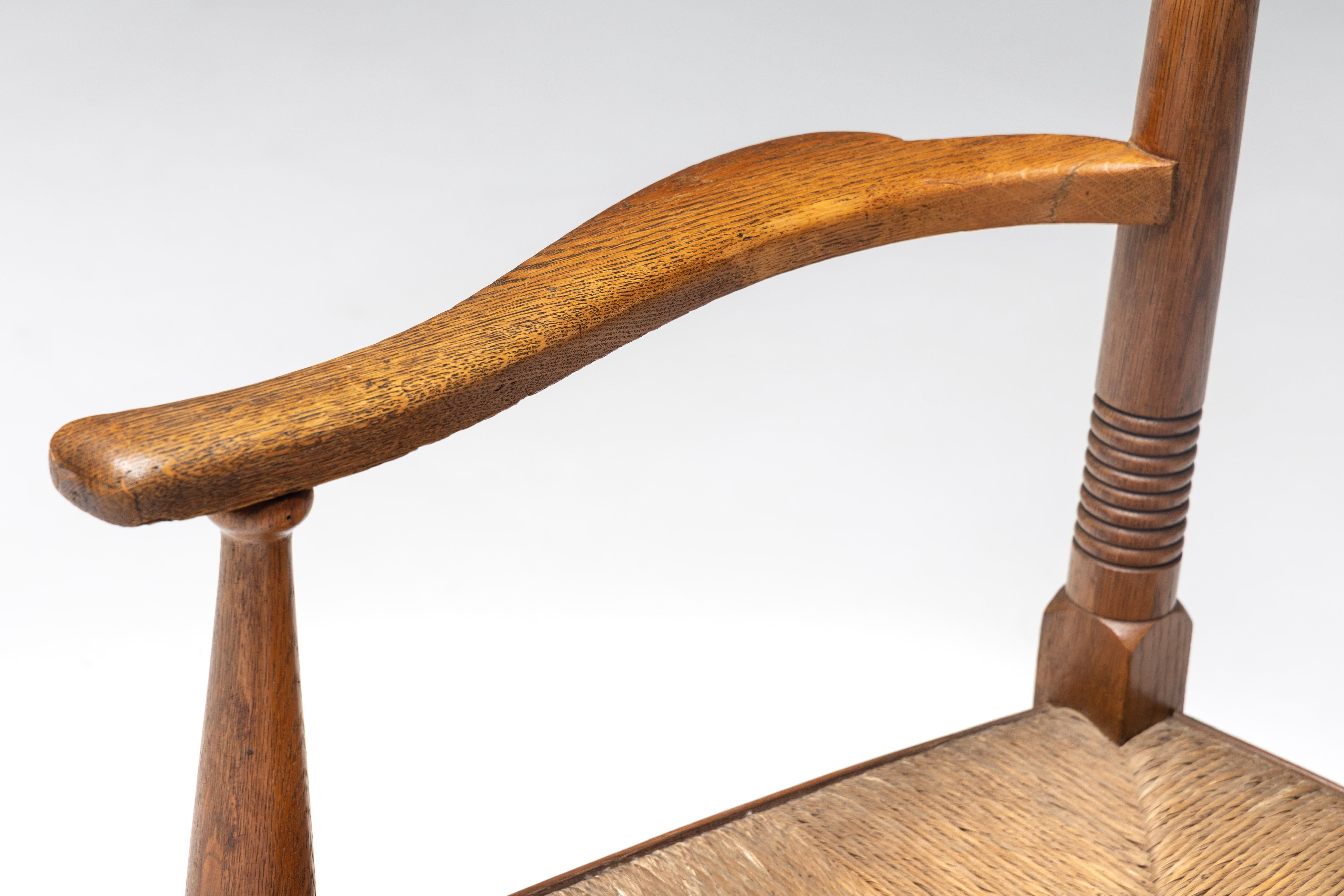 Rustikaler Sessel aus massiver Eiche und Stroh, Vereinigtes Königreich, 1900er Jahre im Angebot 4