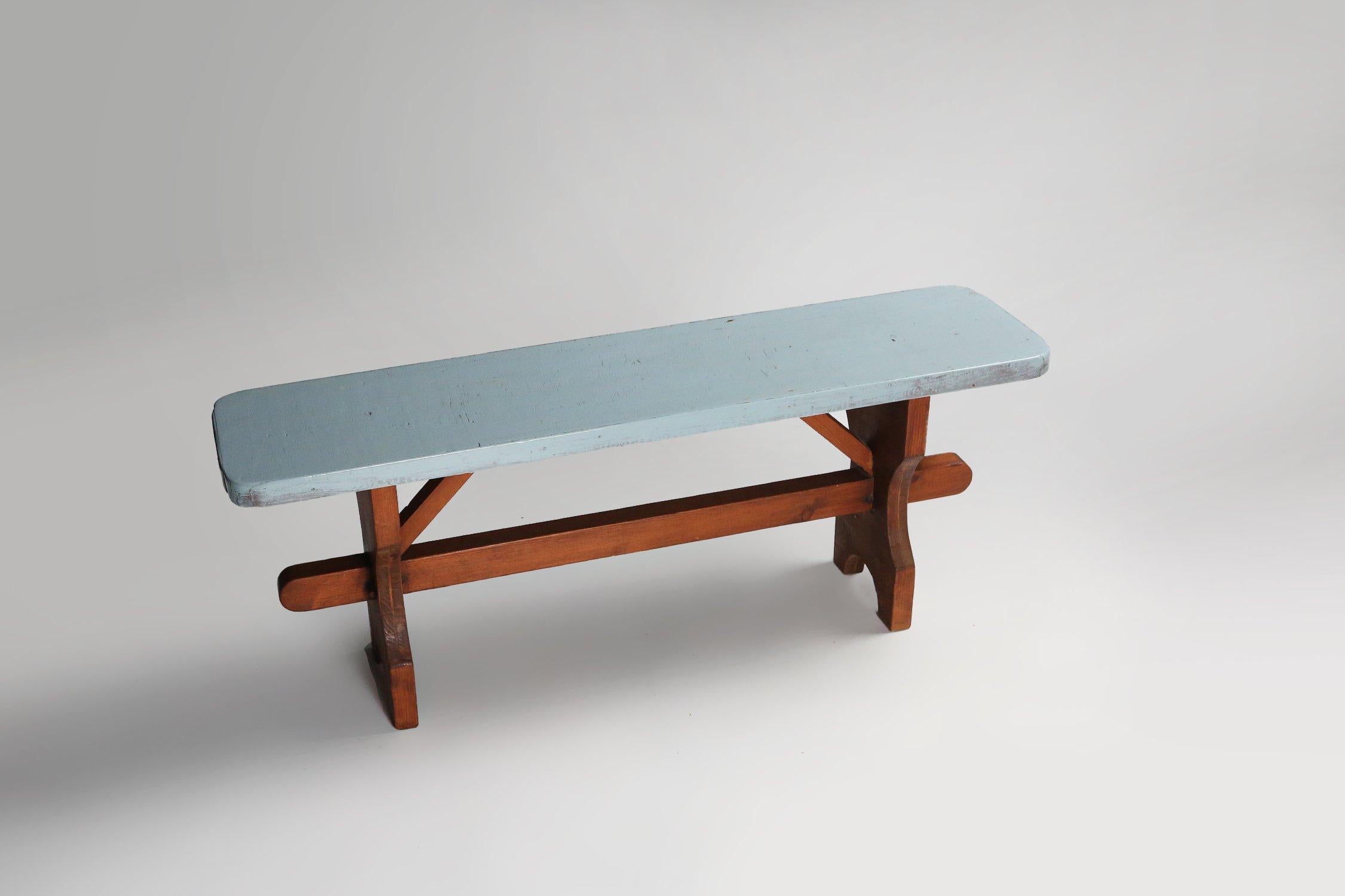 Banc Art Déco rustique avec plateau bleu, France, années 1930 en vente 1