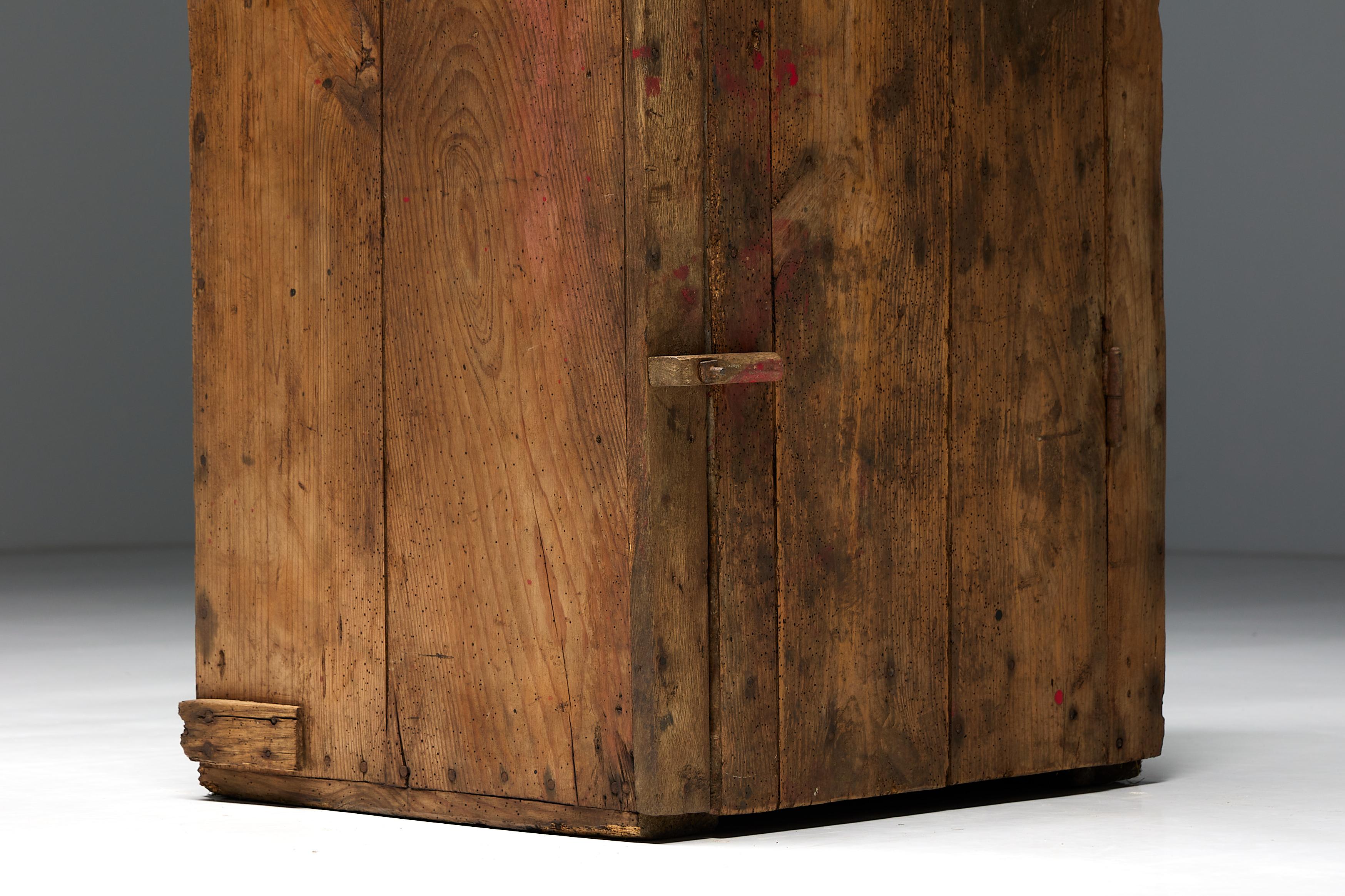 Rustic Art Populaire Cabinet - 19th Century For Sale 1
