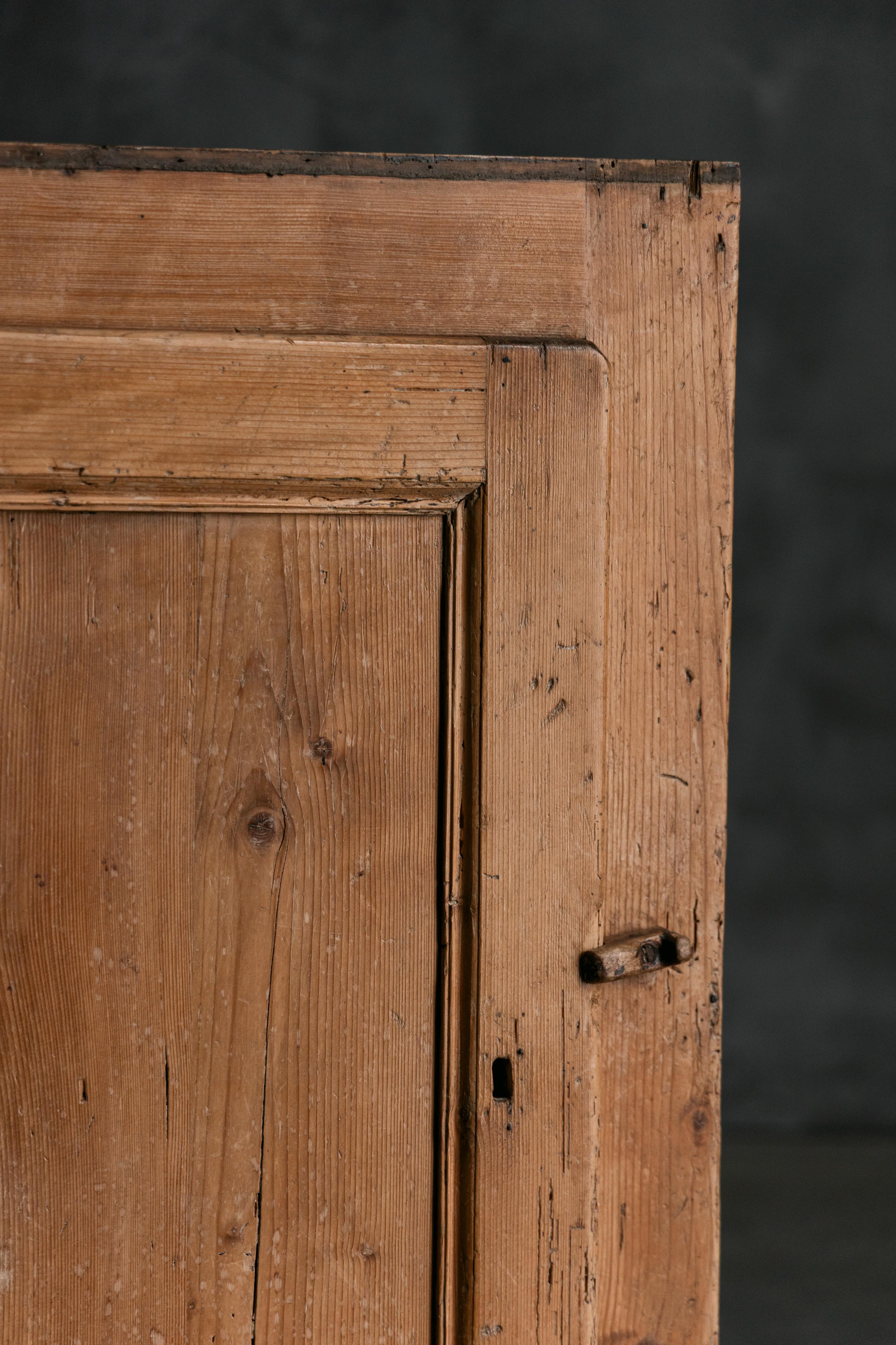 Rustikaler Populaire-Schrank, Frankreich, 19. Jahrhundert im Angebot 2