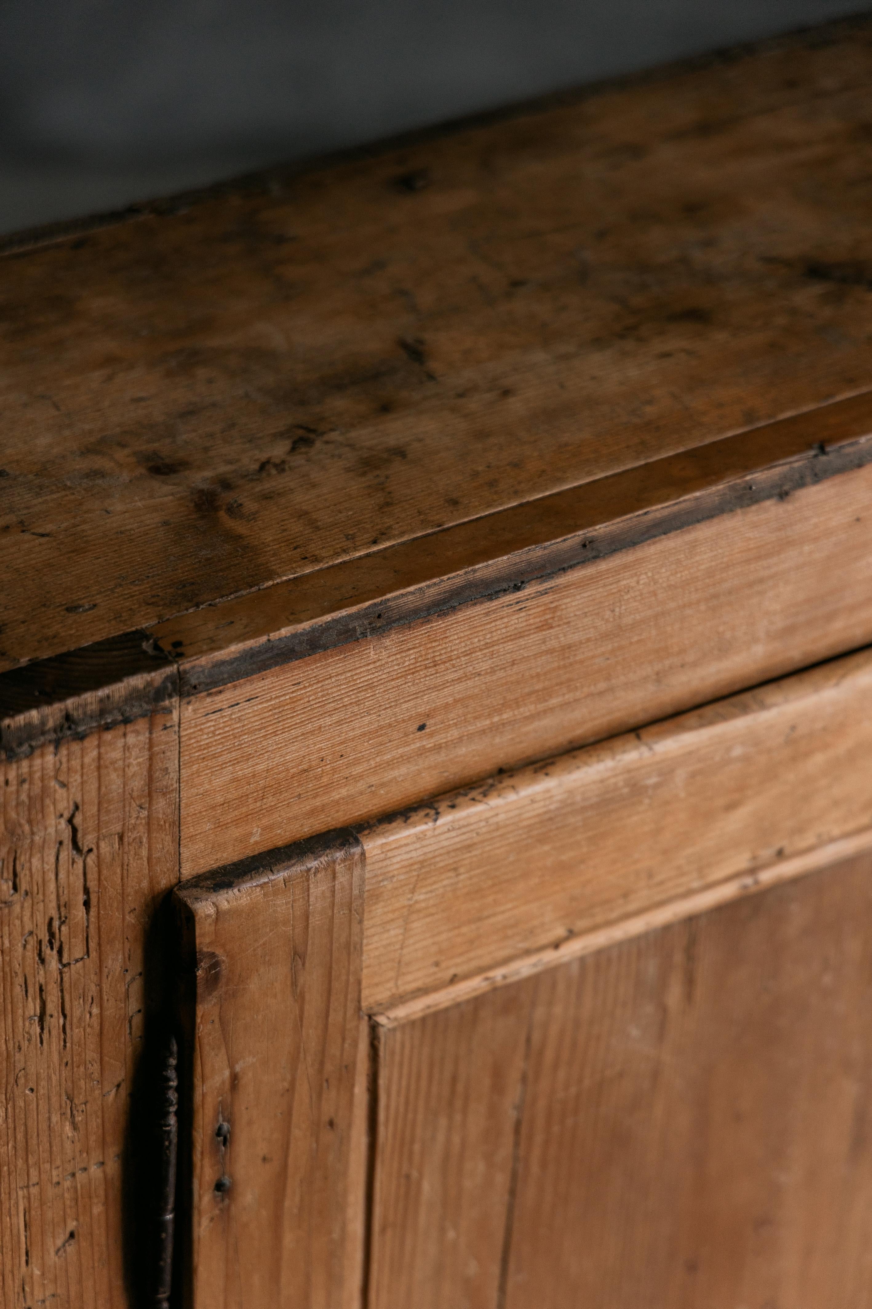 Rustikaler Populaire-Schrank, Frankreich, 19. Jahrhundert im Angebot 4