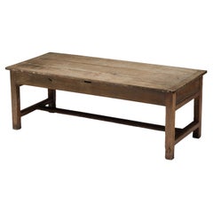 Table de salle à manger Populaire d'art rustique, France, 19ème siècle