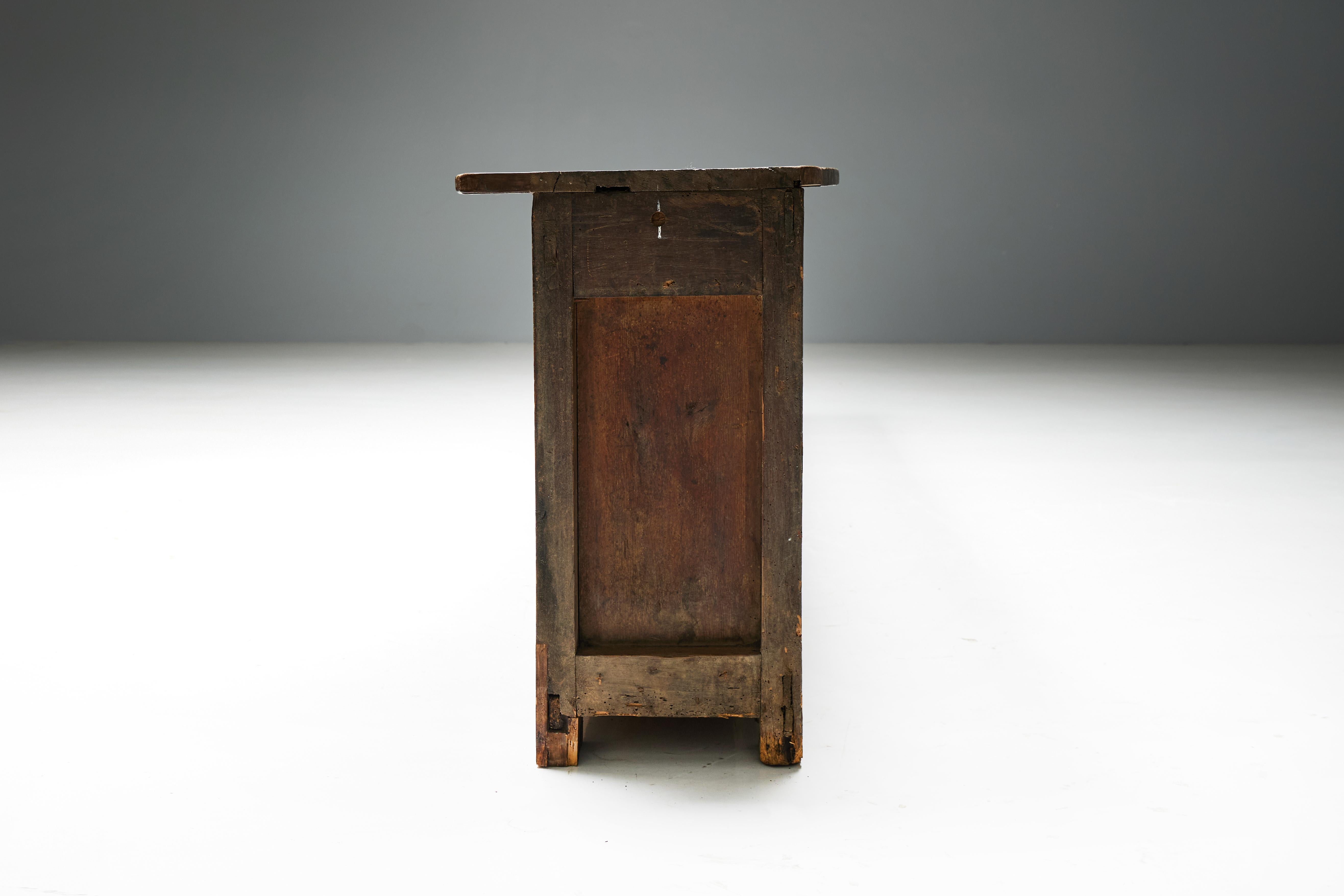 Rustic Art Populaire Freestanding Bar Counter, France, 19th Century 1