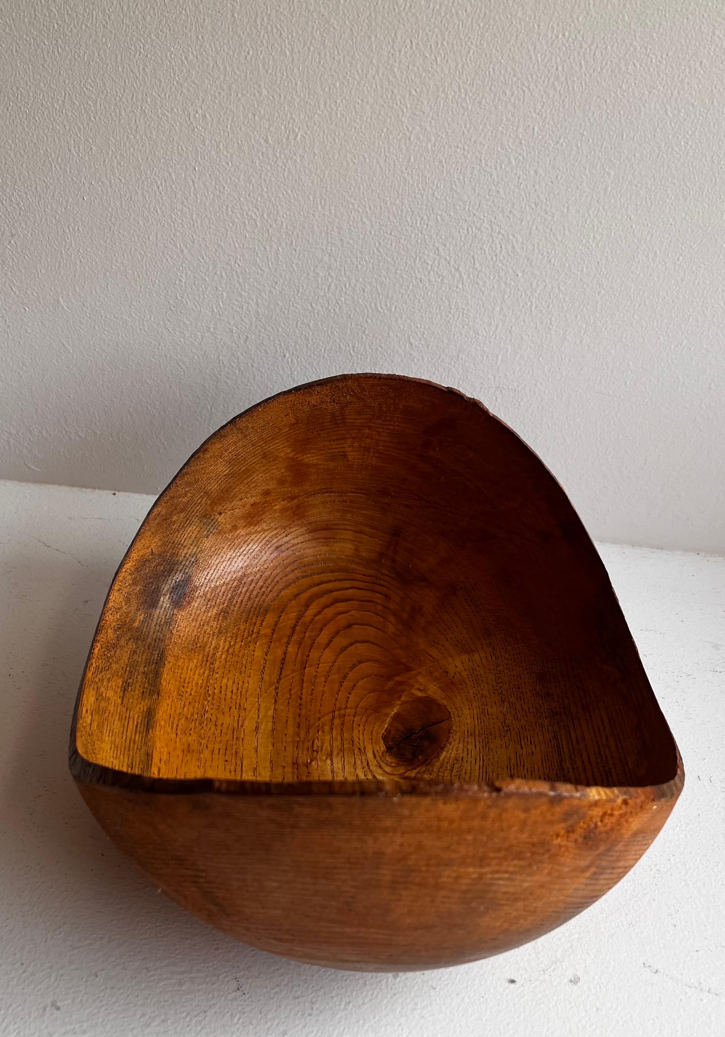 Rustic Ash Wood Bowl with Natural Edge For Sale 3