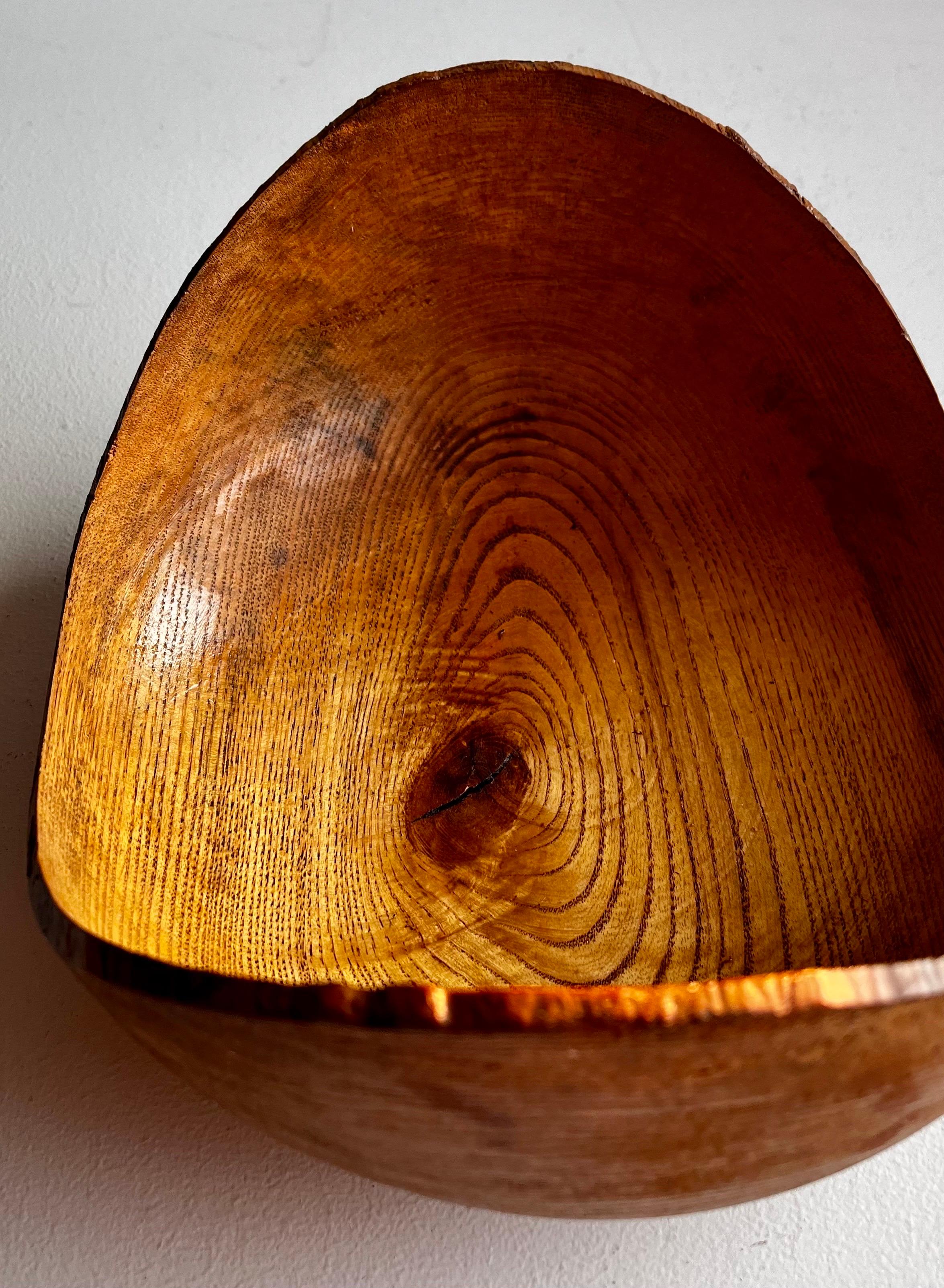 Rustic Ash Wood Bowl with Natural Edge For Sale 4