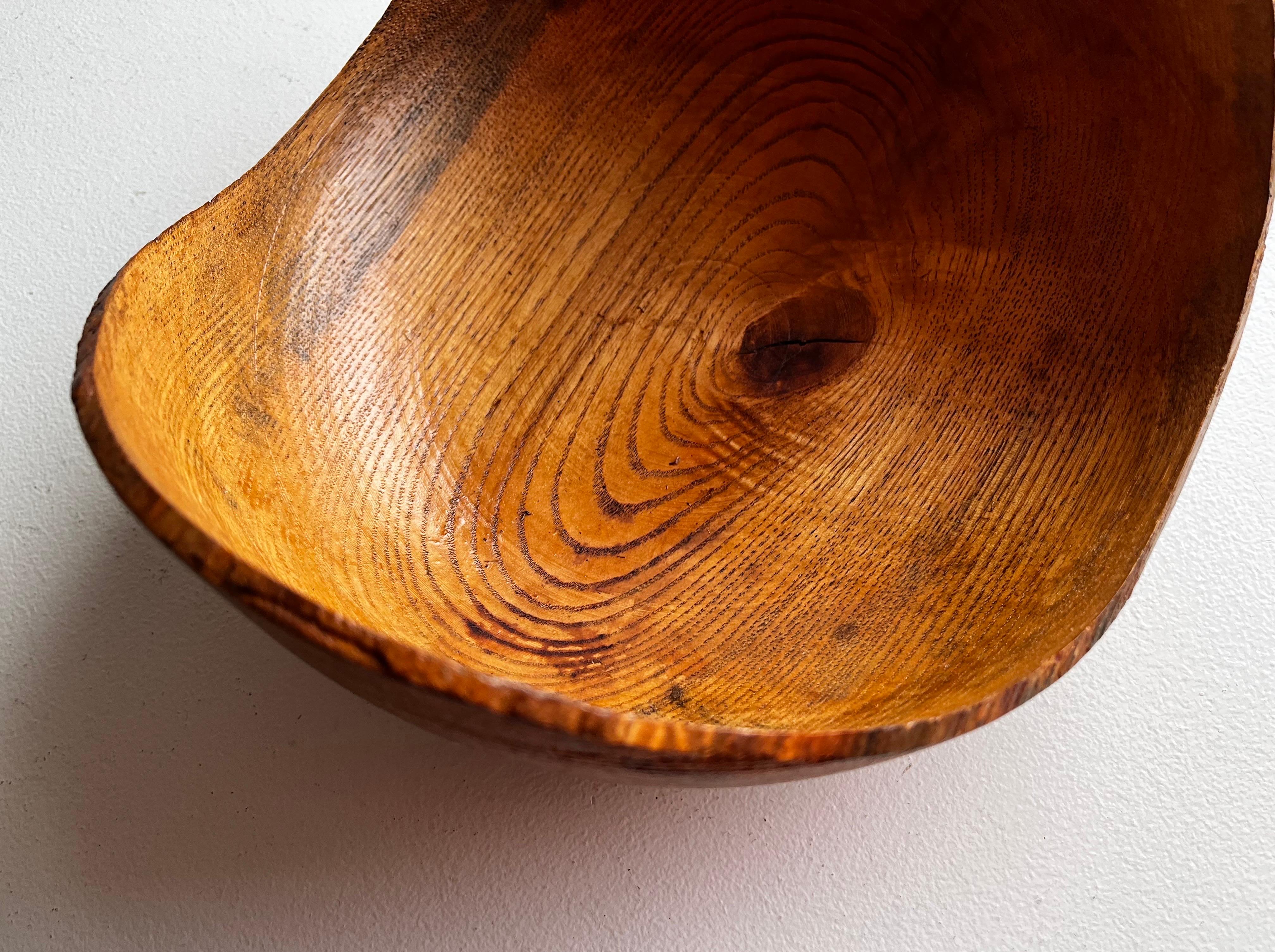 Rustic Ash Wood Bowl with Natural Edge For Sale 7