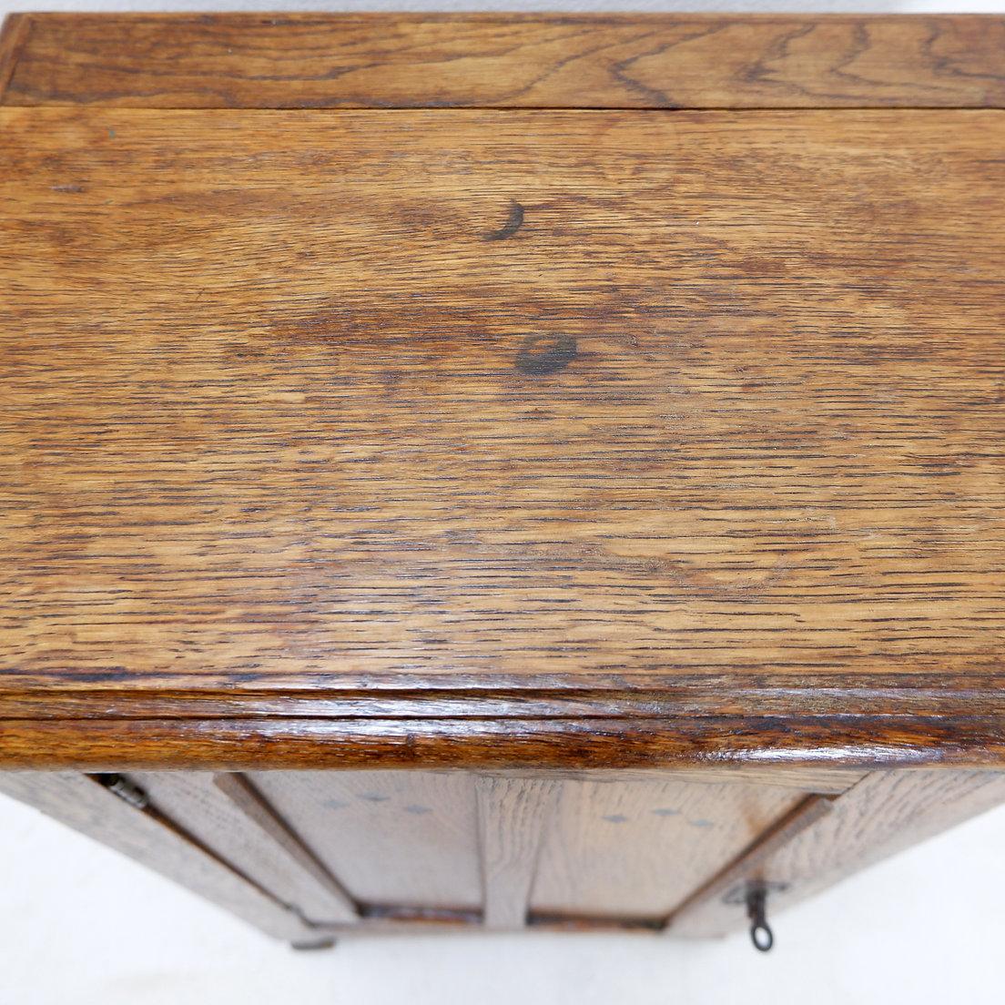 Rustic Bedside cabinet / Small Storage Cupboard - 20thC For Sale 1