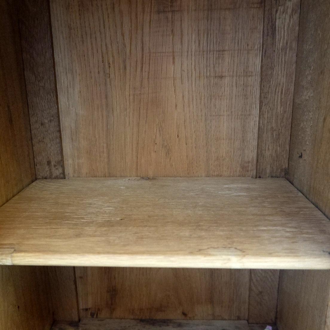 Rustic Bedside cabinet / Small Storage Cupboard - 20thC For Sale 2