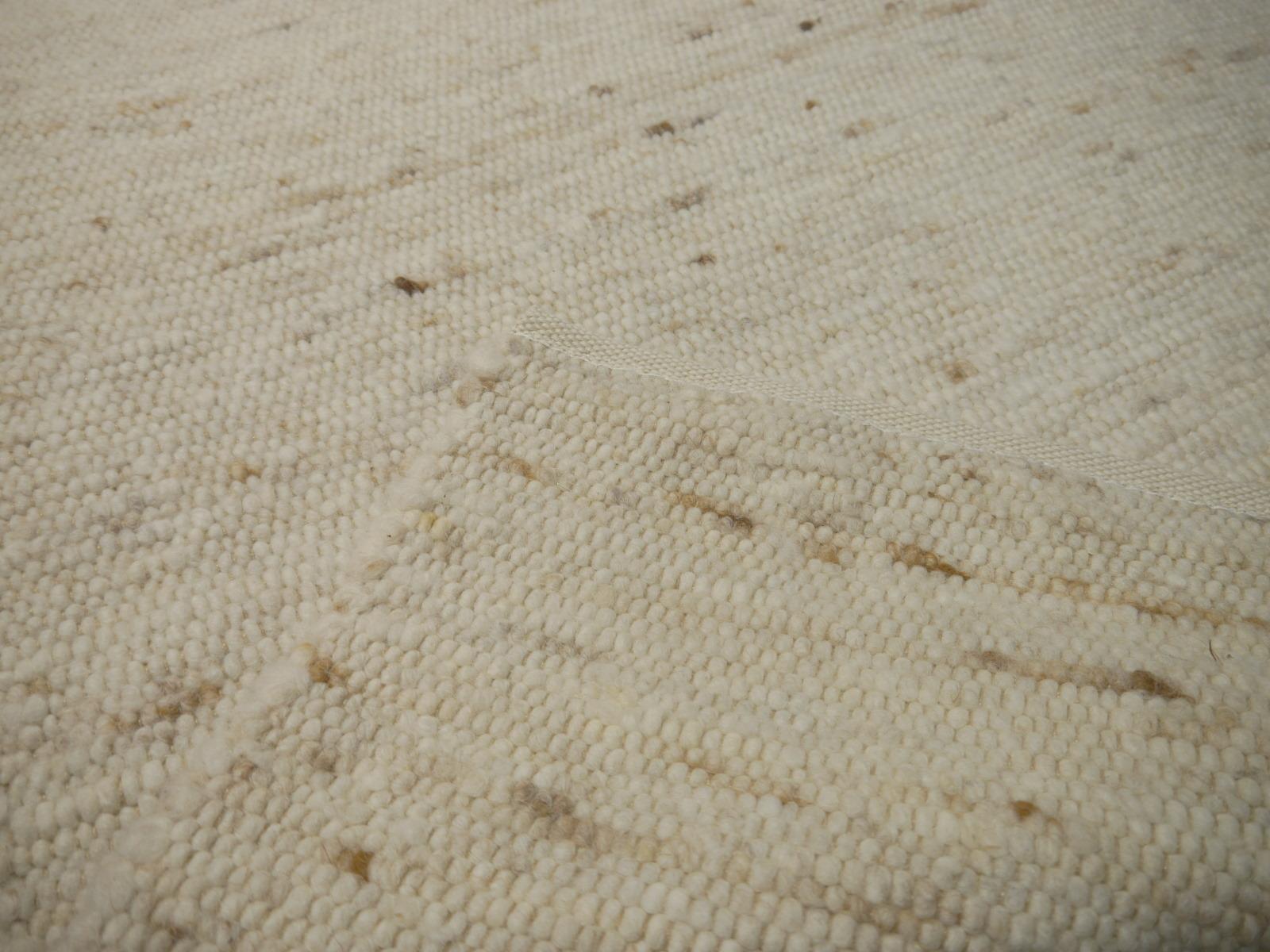 Rustic Beige Kilim Rug Wool Flat Hand-Woven European Carpet by Djoharian Design For Sale 4