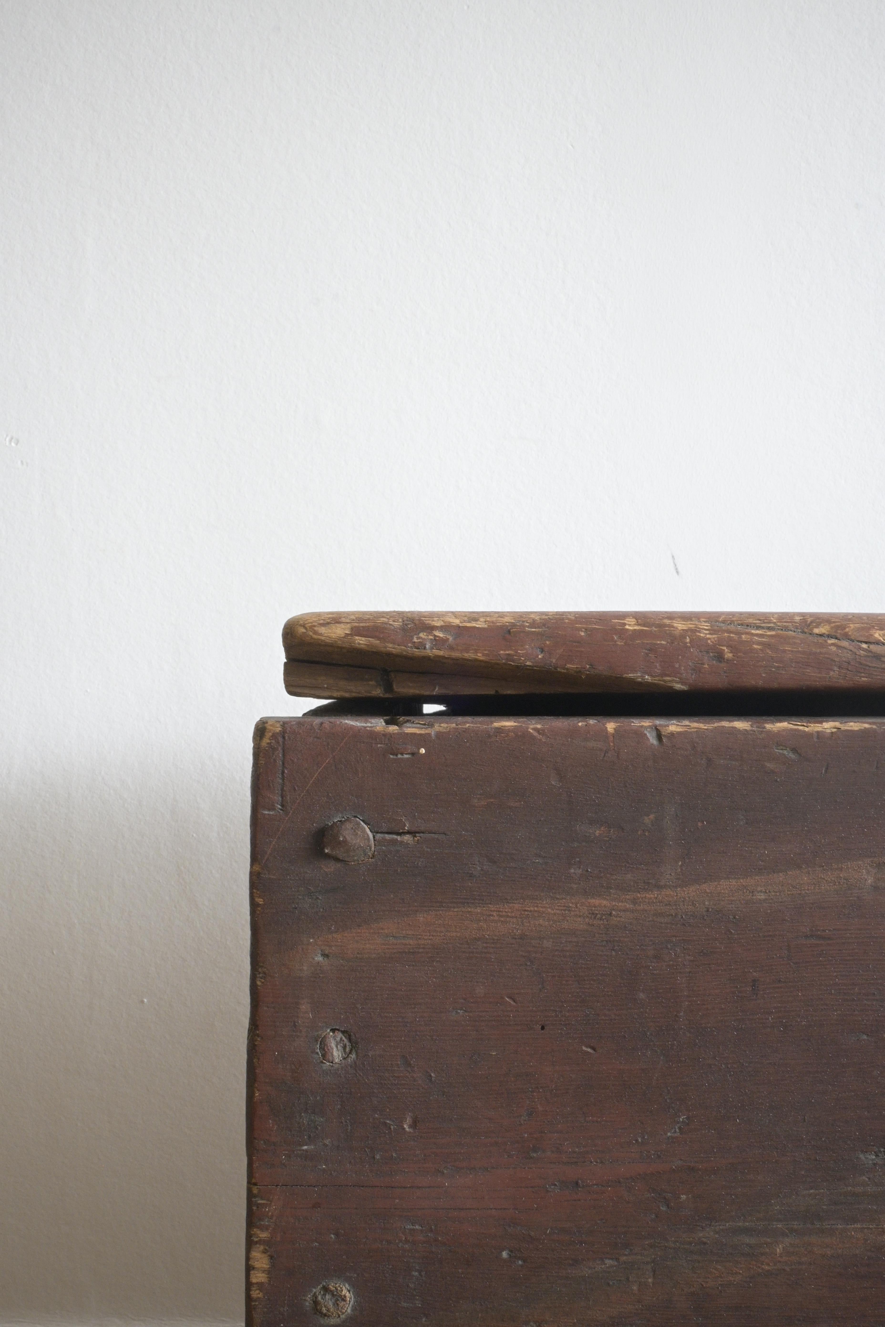 Hand-Crafted  Rustic Bench 'Fållbänk' circa 1780 For Sale