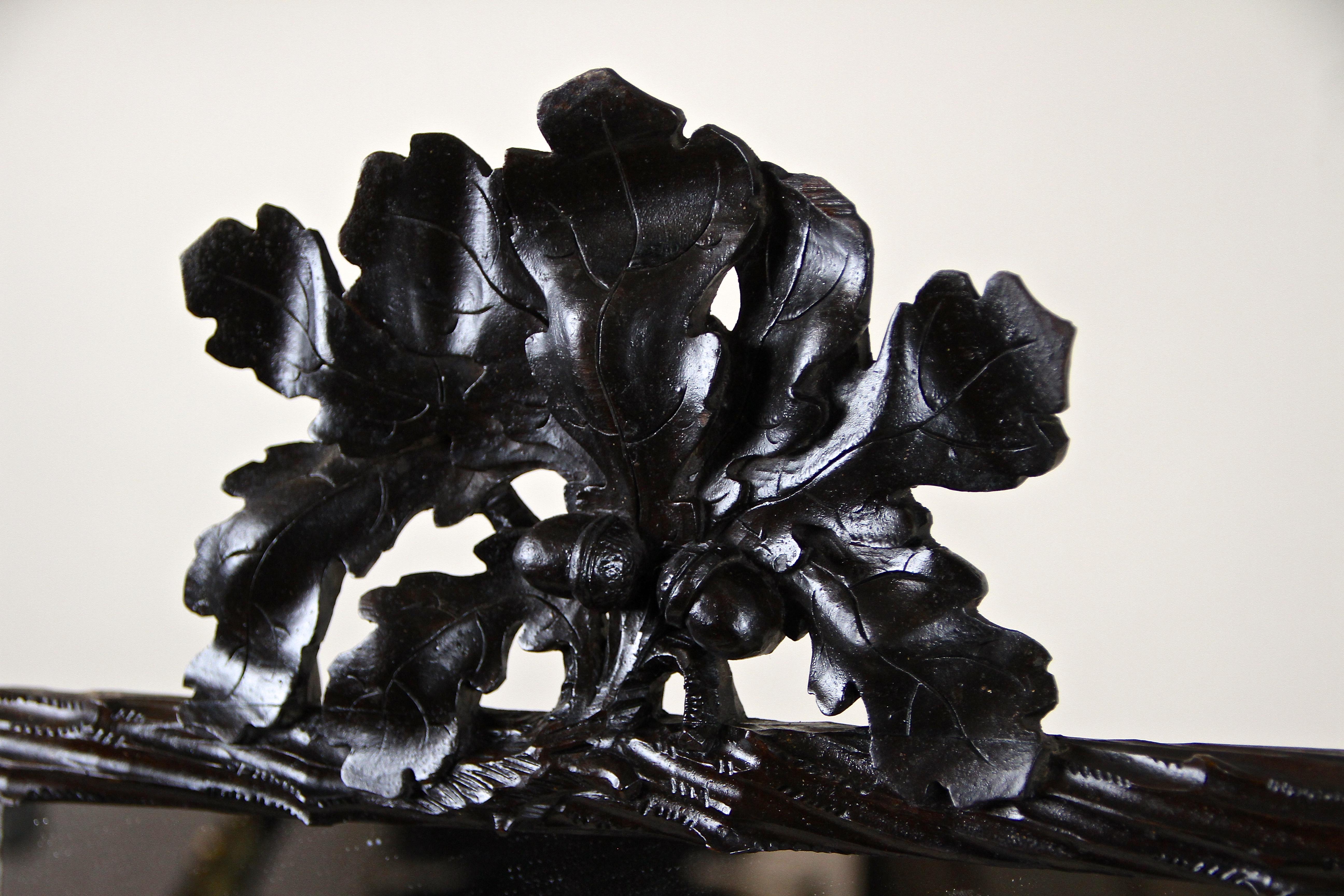Rustic Black Forest Mirror with Acorn/ Oak Leaves Carvings, Austria, circa 1870 For Sale 12