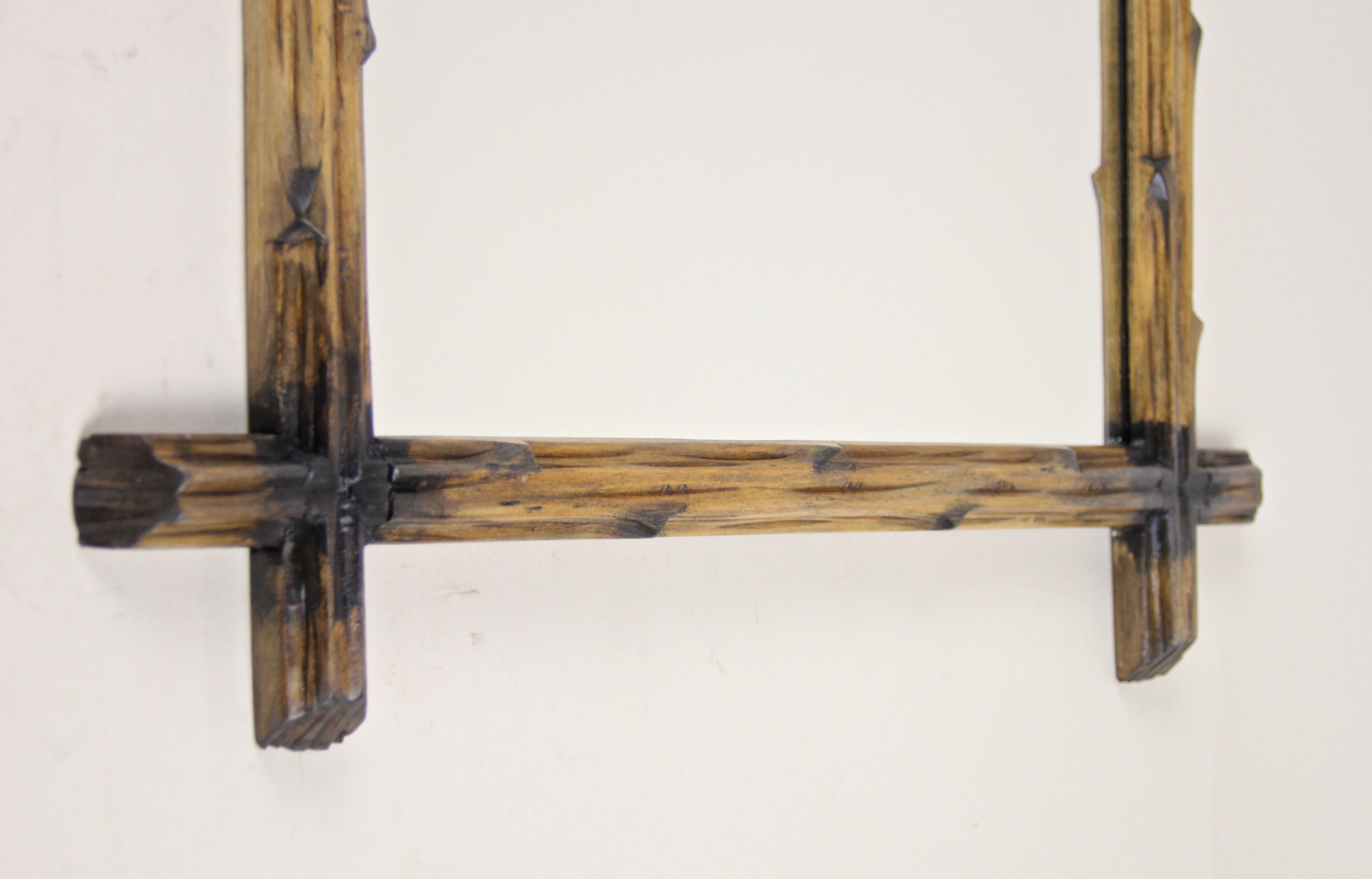 Rustic Black Forest Wall Mirror Light Brown, Austria, circa 1890 For Sale 2