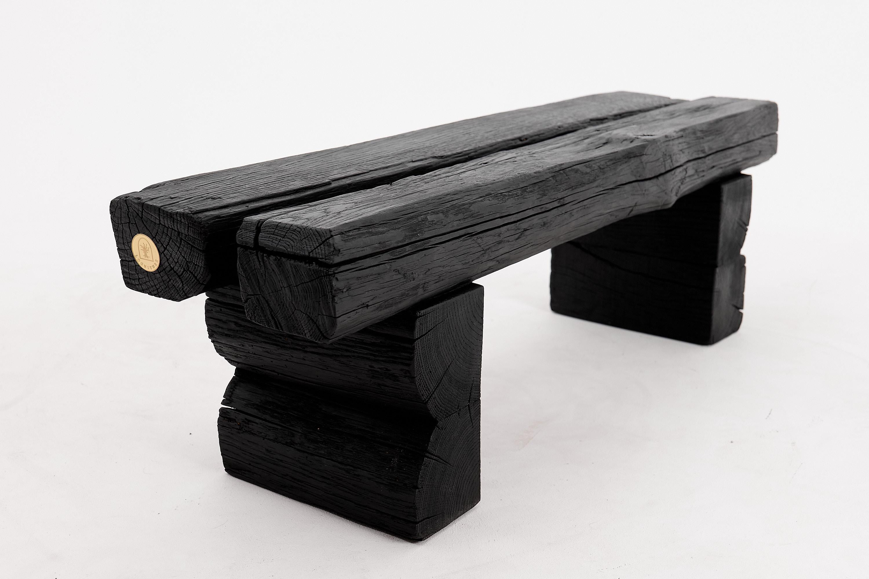 Panchina da giardino rustica in Wood annerito con forma organica grezza per interni ed esterni in vendita 7