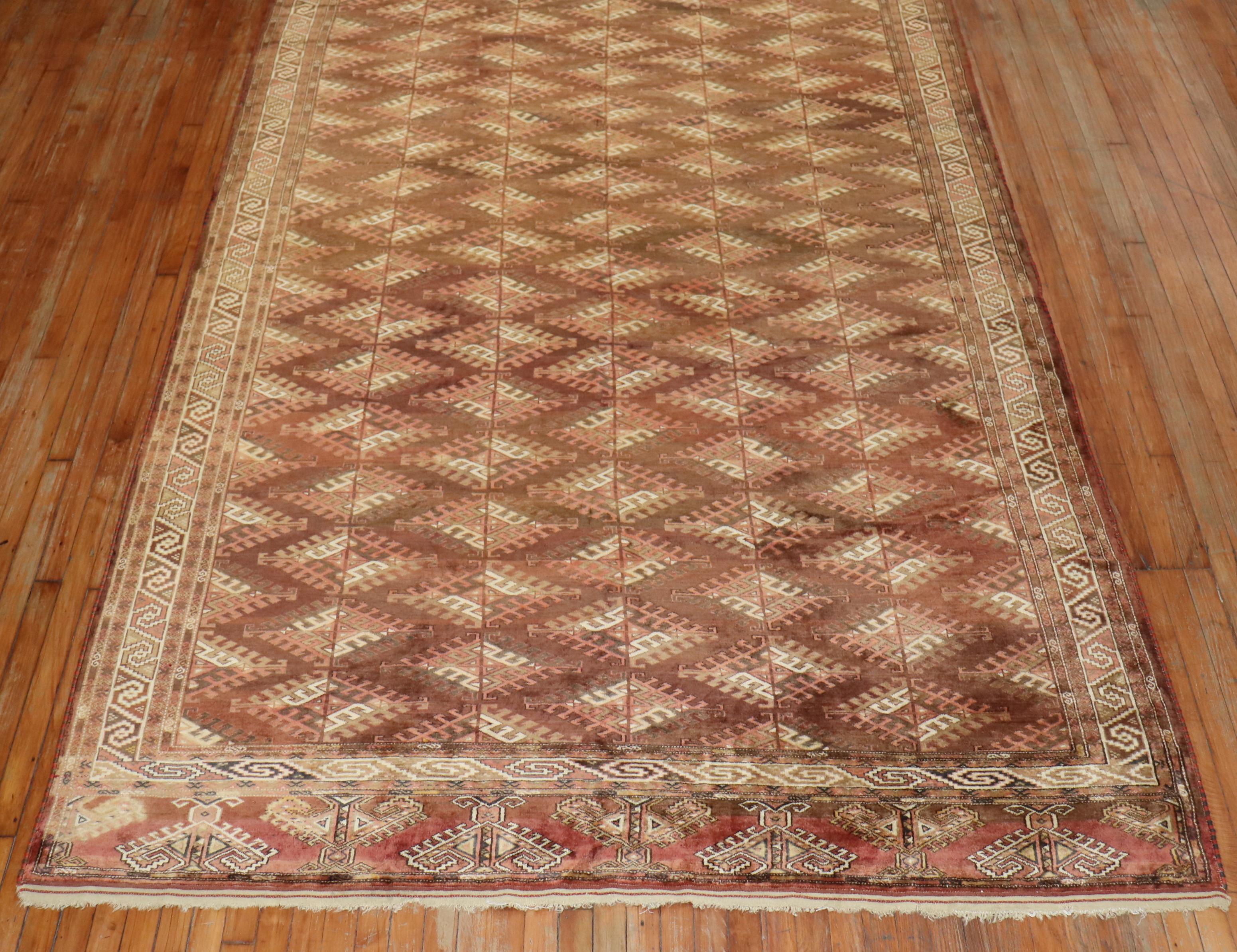 Rustic Brown Turkeman Tribal Room Size Rug, 20th Century For Sale 3