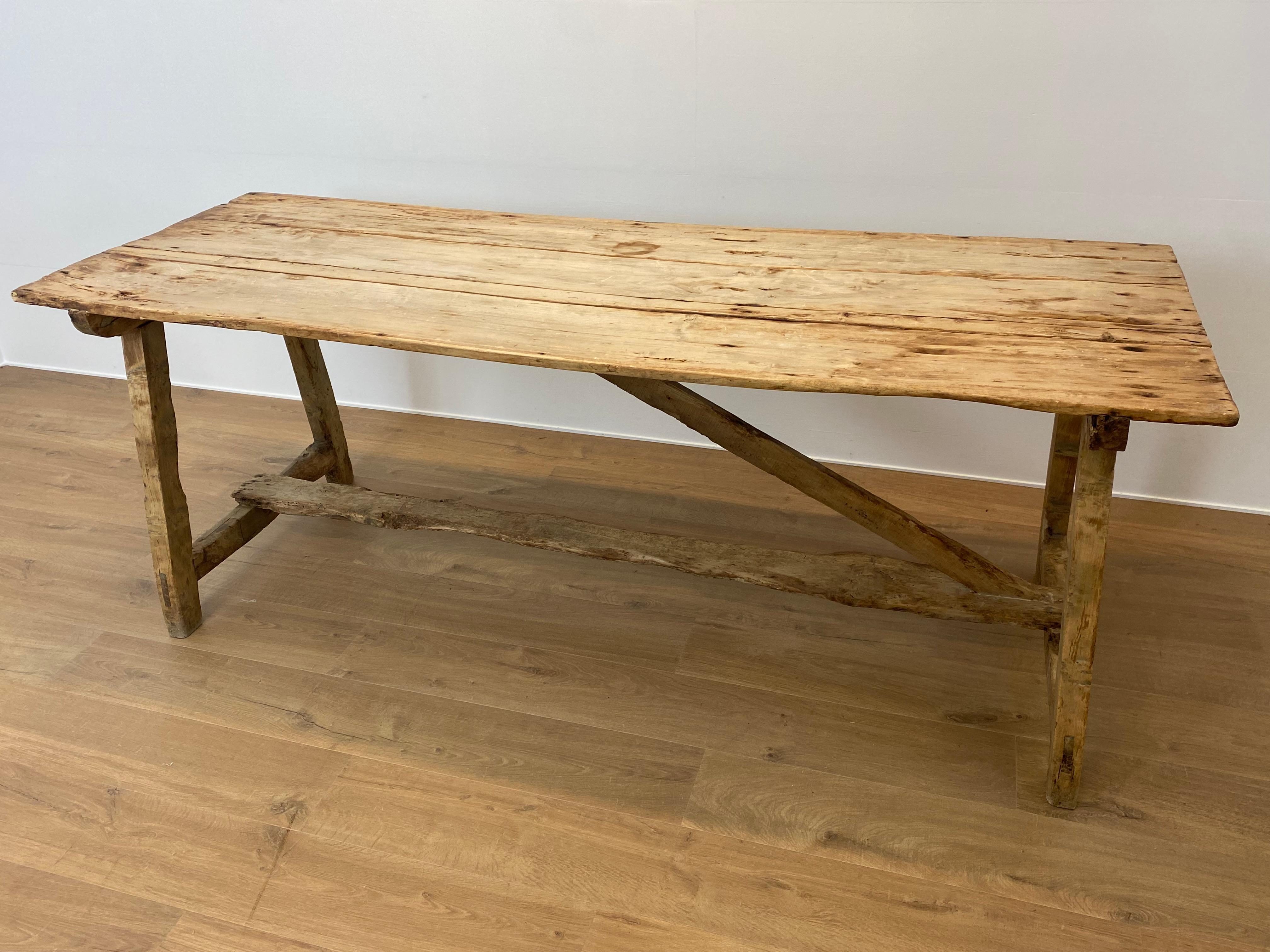 Rustic, Brutalist and Antique Spanish Table In Good Condition In Schellebelle, BE