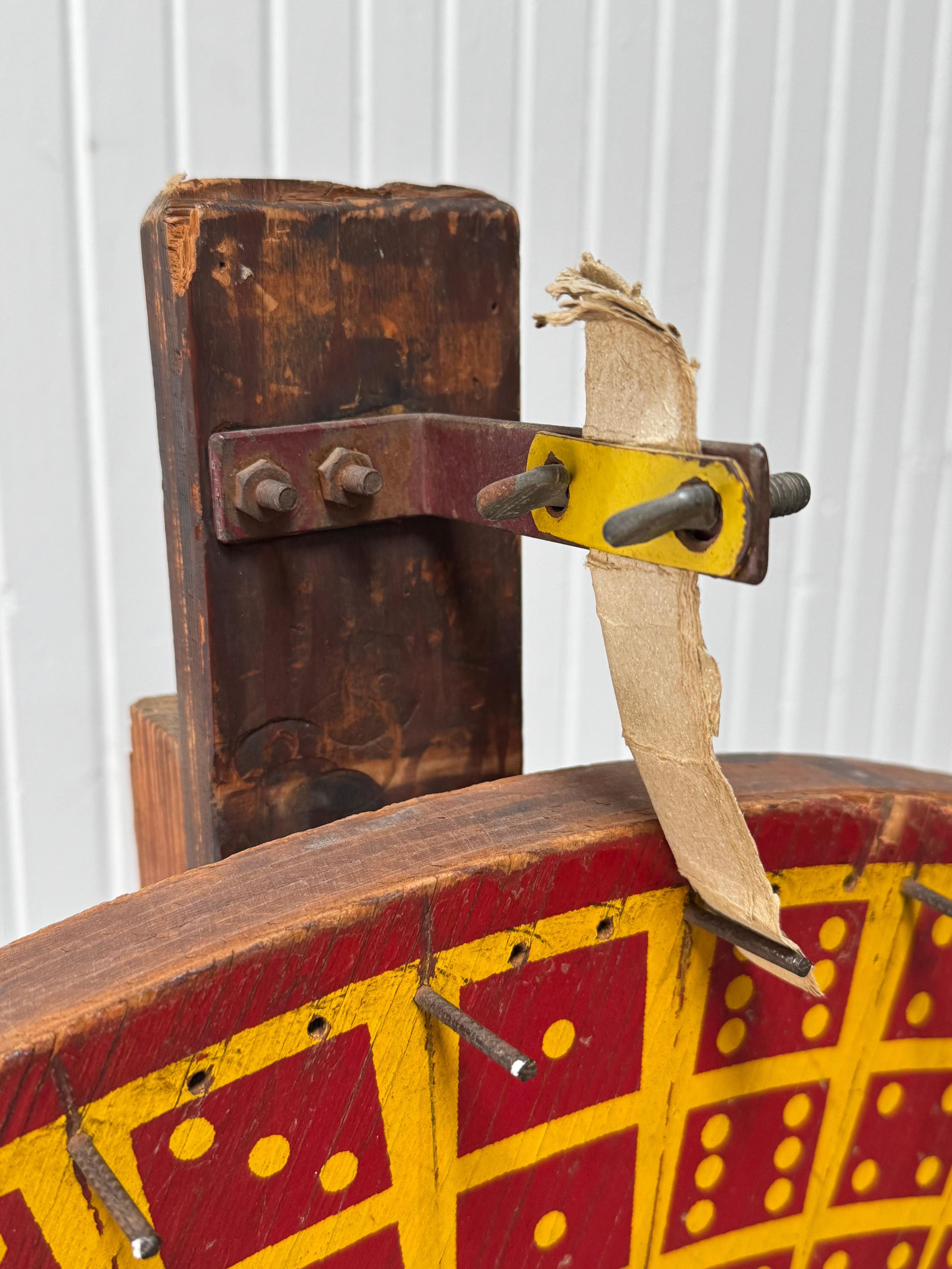 Metallo Ruota della fortuna di Carnevale rustica, circa 1940, Folk Art Americana in vendita