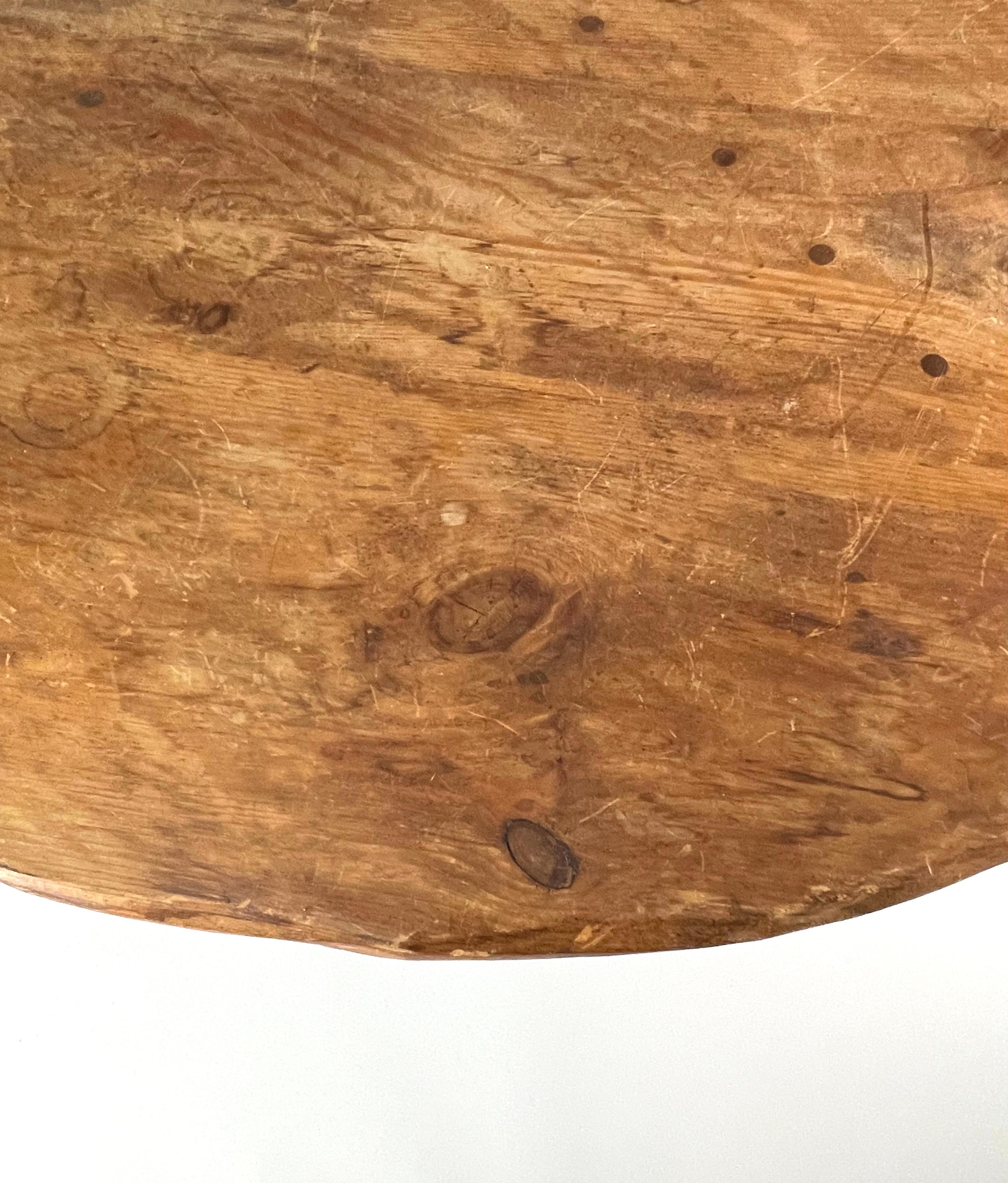 Rustic Carved Pine Round Dining Table In Good Condition In Essex, MA