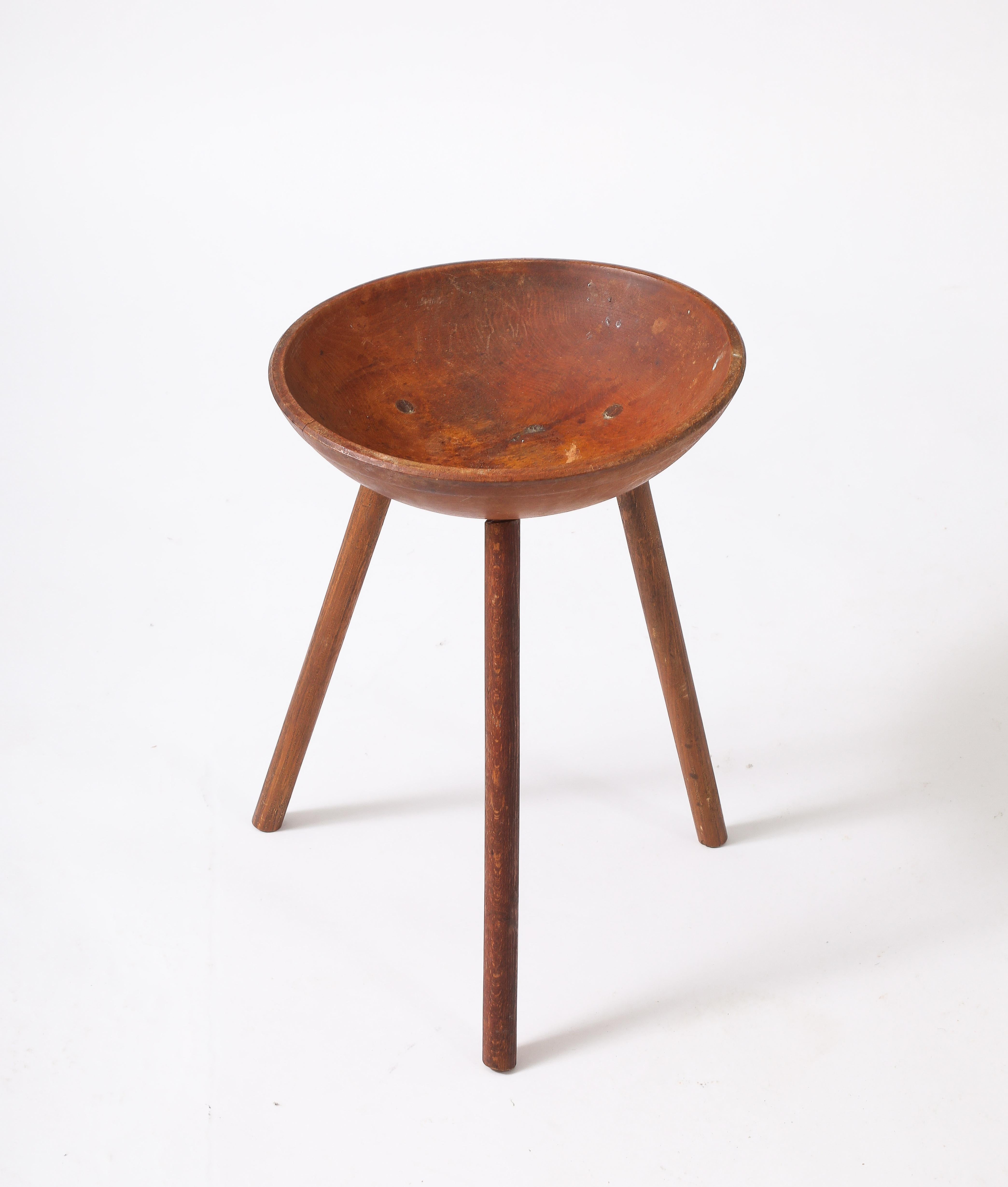 Catchall rustique sur trois pieds, États-Unis, années 1930 en vente 5