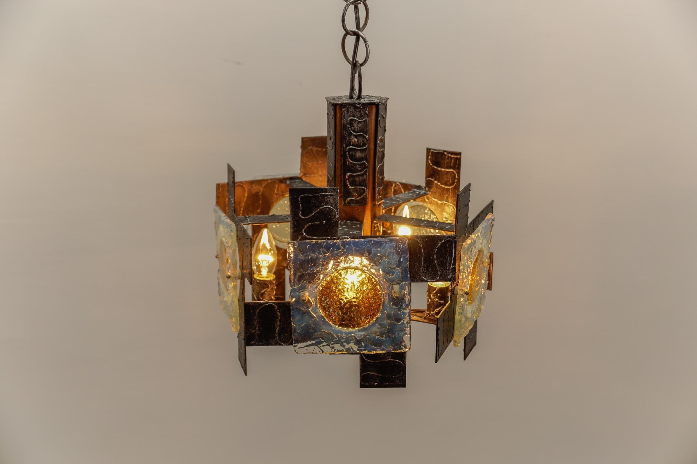 Rustikale Deckenleuchte aus Holz, Eisen und Murano-Glas, 1960er Jahre Italien (Mitte des 20. Jahrhunderts) im Angebot