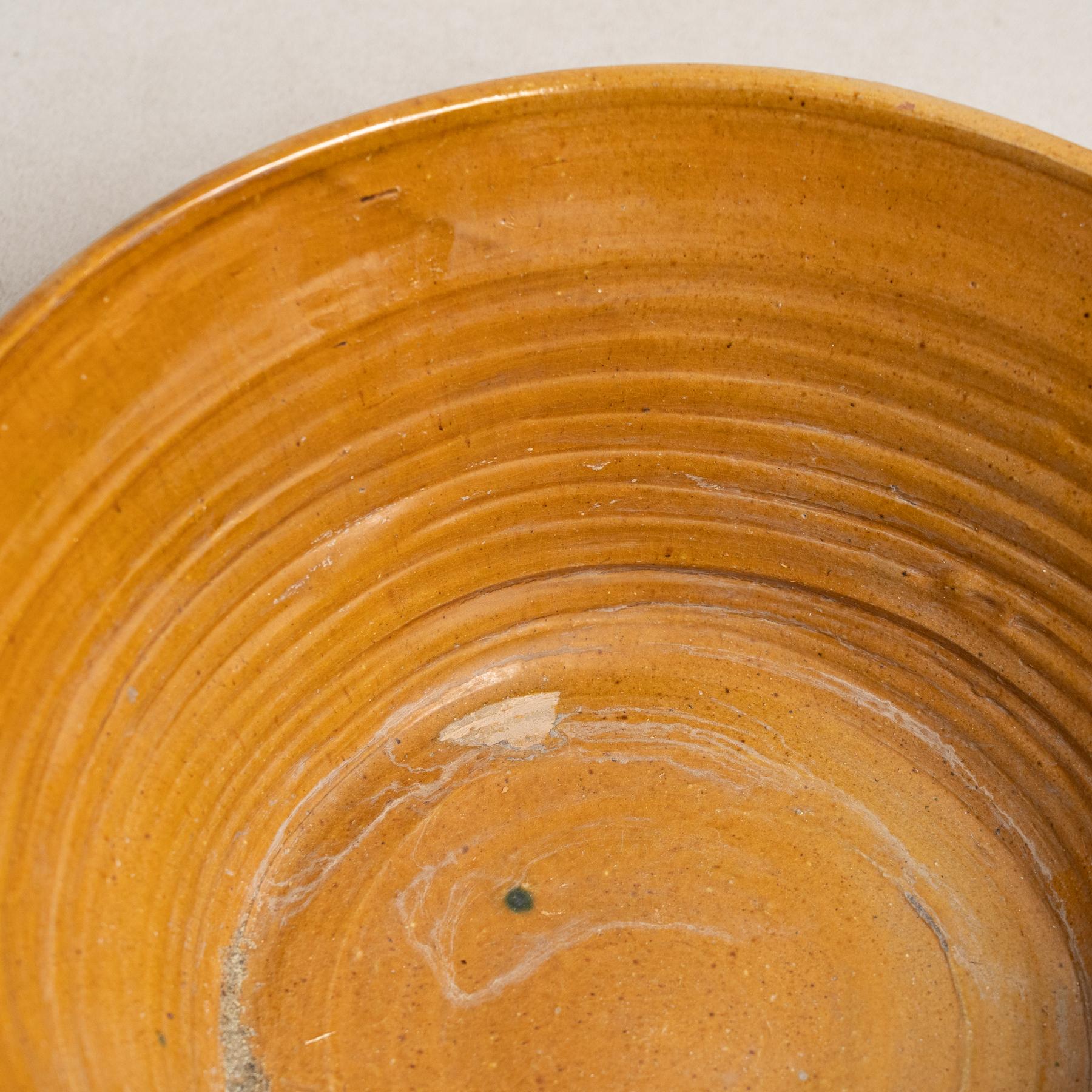 Céramique Vase rustique en céramique - Début du 20e siècle, Circa 1940 en vente