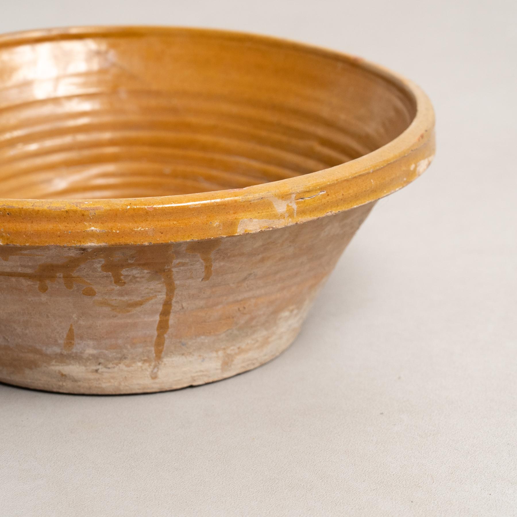 Vase rustique en céramique - Début du 20e siècle, Circa 1940 en vente 1