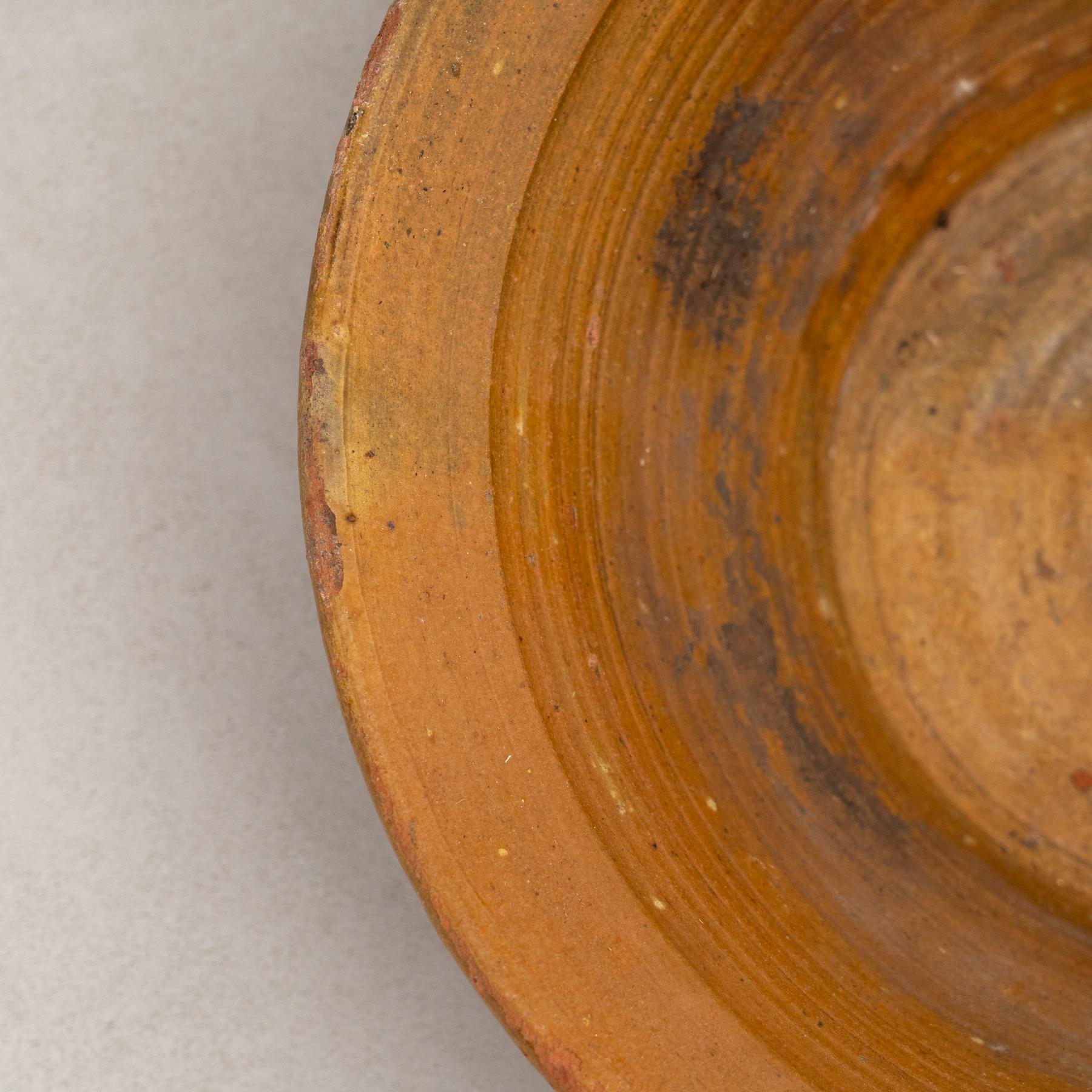 Vase rustique en céramique de couleur terre - Début du 20e siècle en vente 4