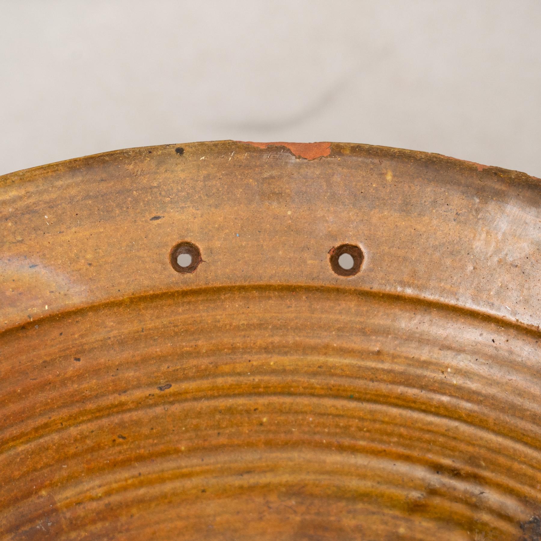 Vase rustique en céramique de couleur terre - Début du 20e siècle en vente 5