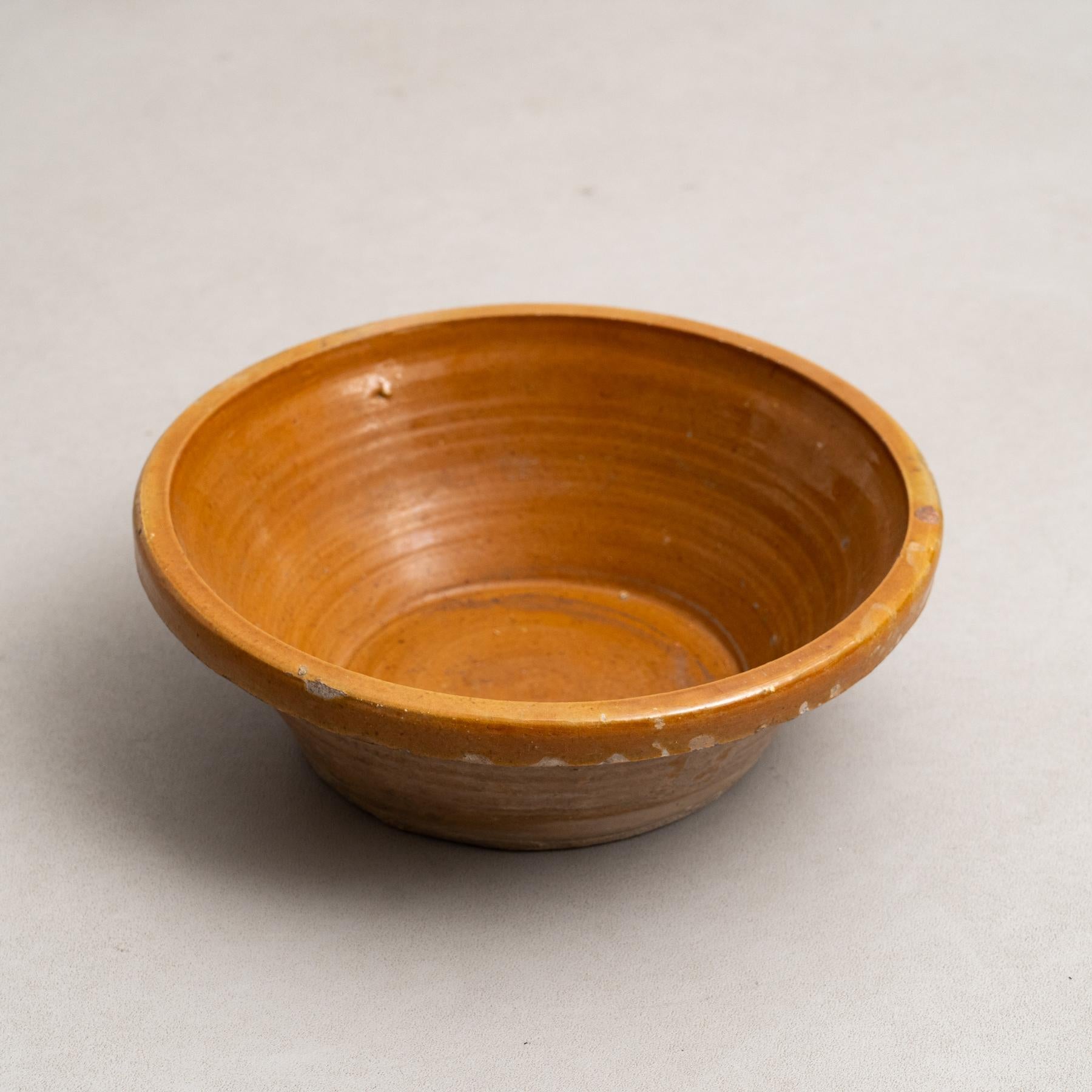 Vaso rustico in ceramica con bellissimi toni della terra - Inizio XX secolo In condizioni buone in vendita a Barcelona, ES