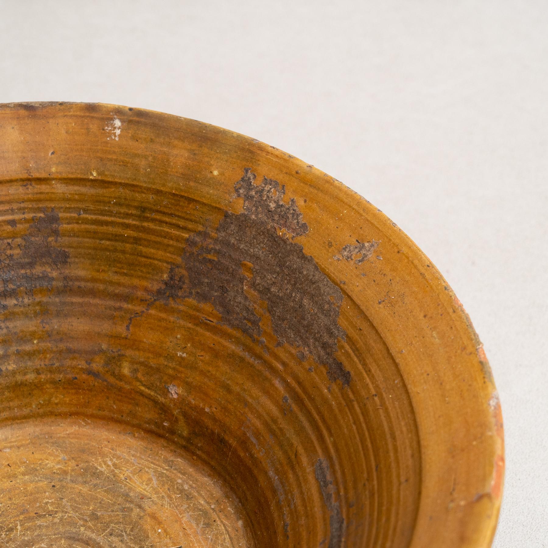 Vase rustique en céramique de couleur terre - Début du 20e siècle en vente 1