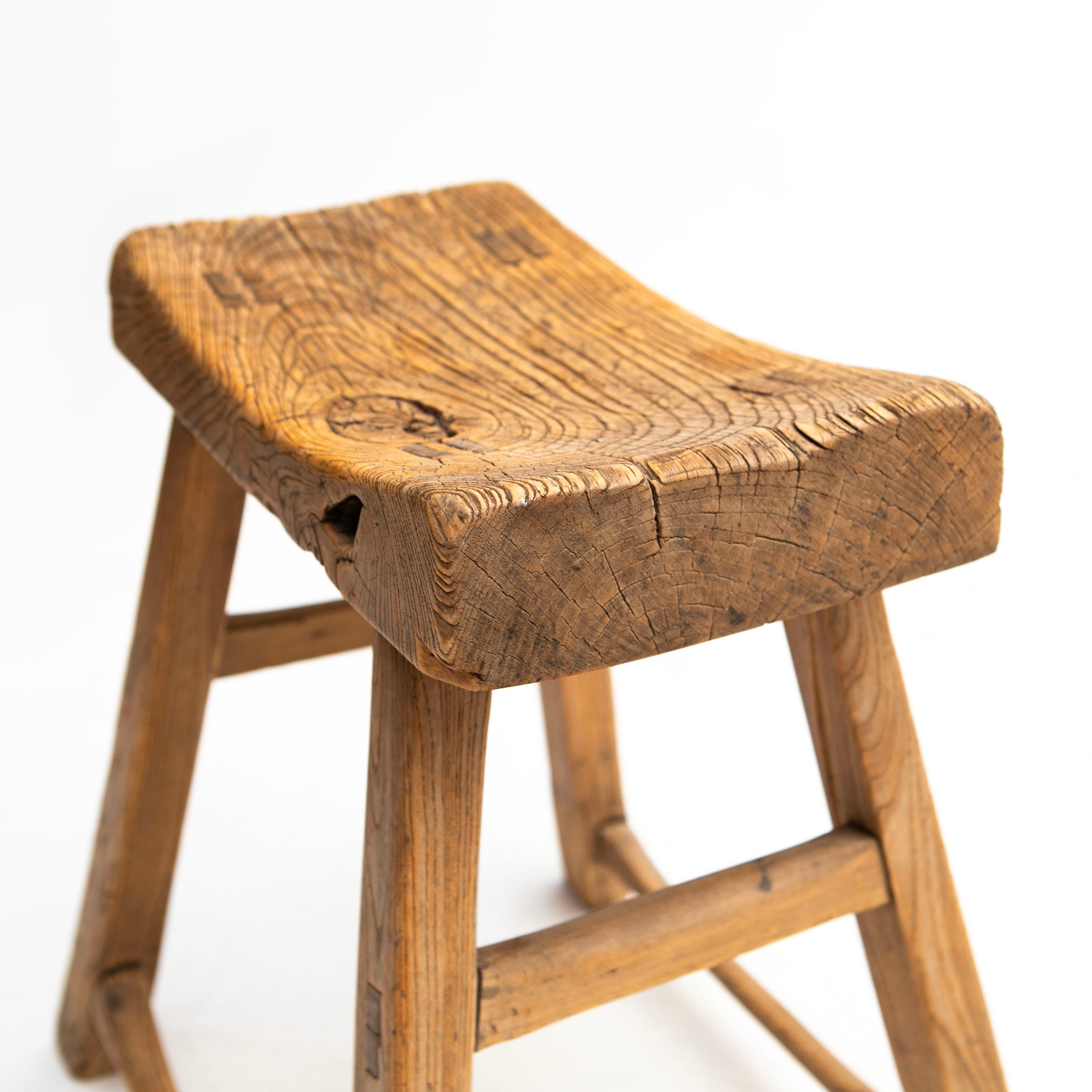 Rustic Chinese 18-19th Century Elmwood Stool For Sale 2