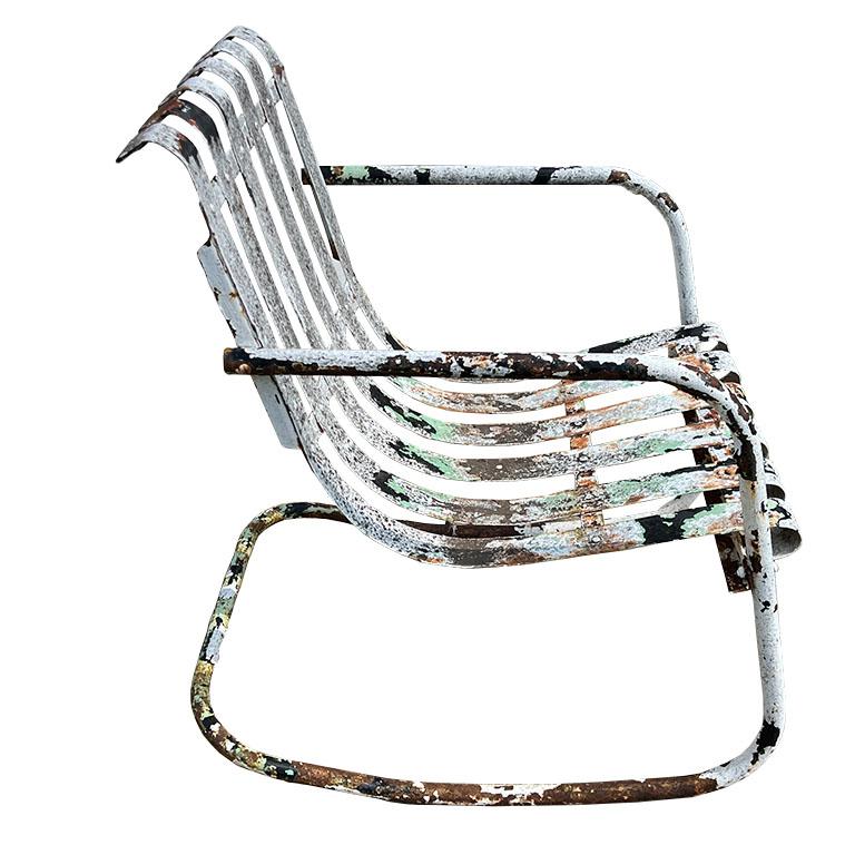 Rustic Chippy Peely Mid Century Metal Outdoor Cantilever Patio Arm Chair In Good Condition For Sale In Oklahoma City, OK
