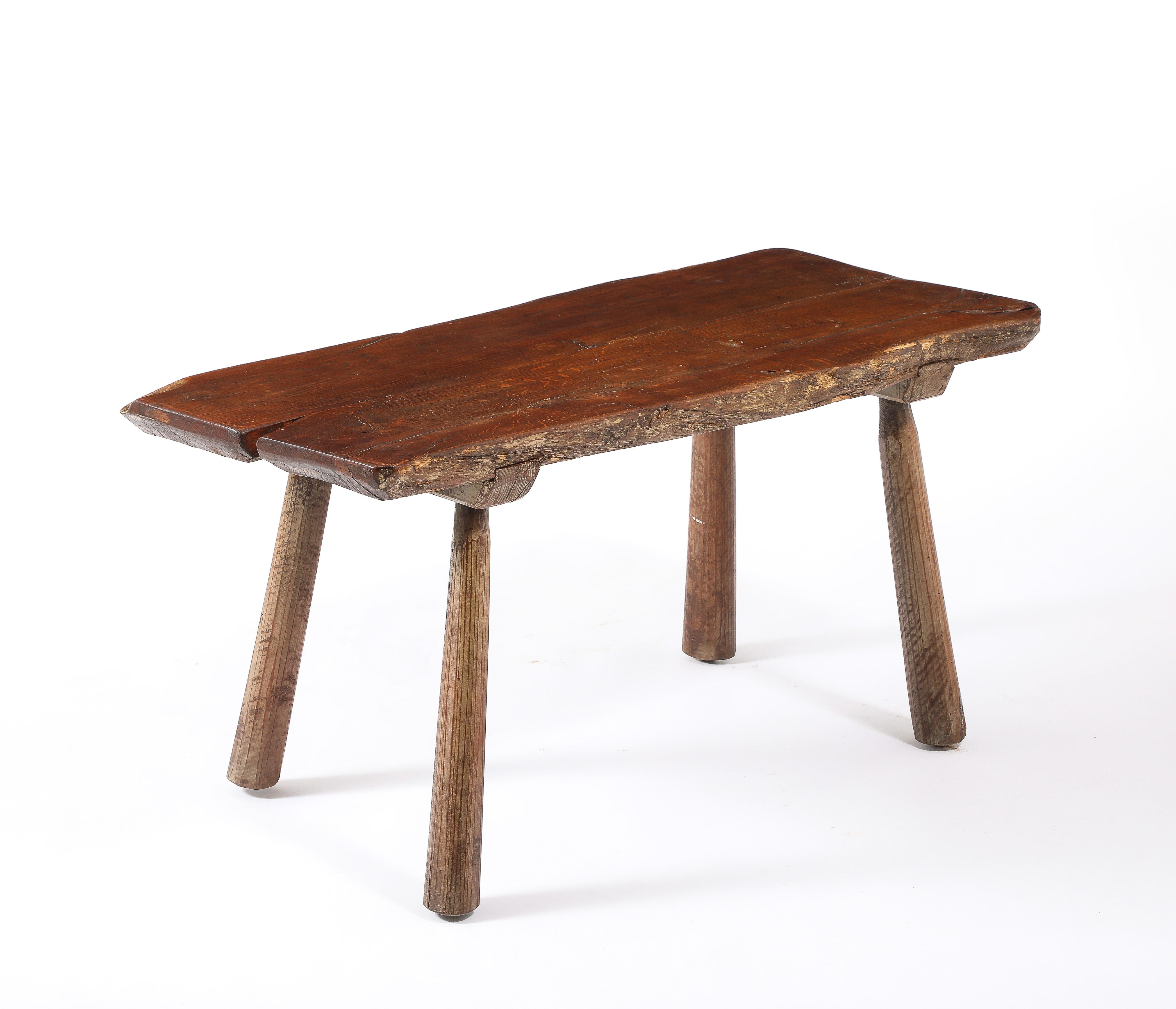 Sculpté à la main Table basse rustique, France, années 1950 en vente