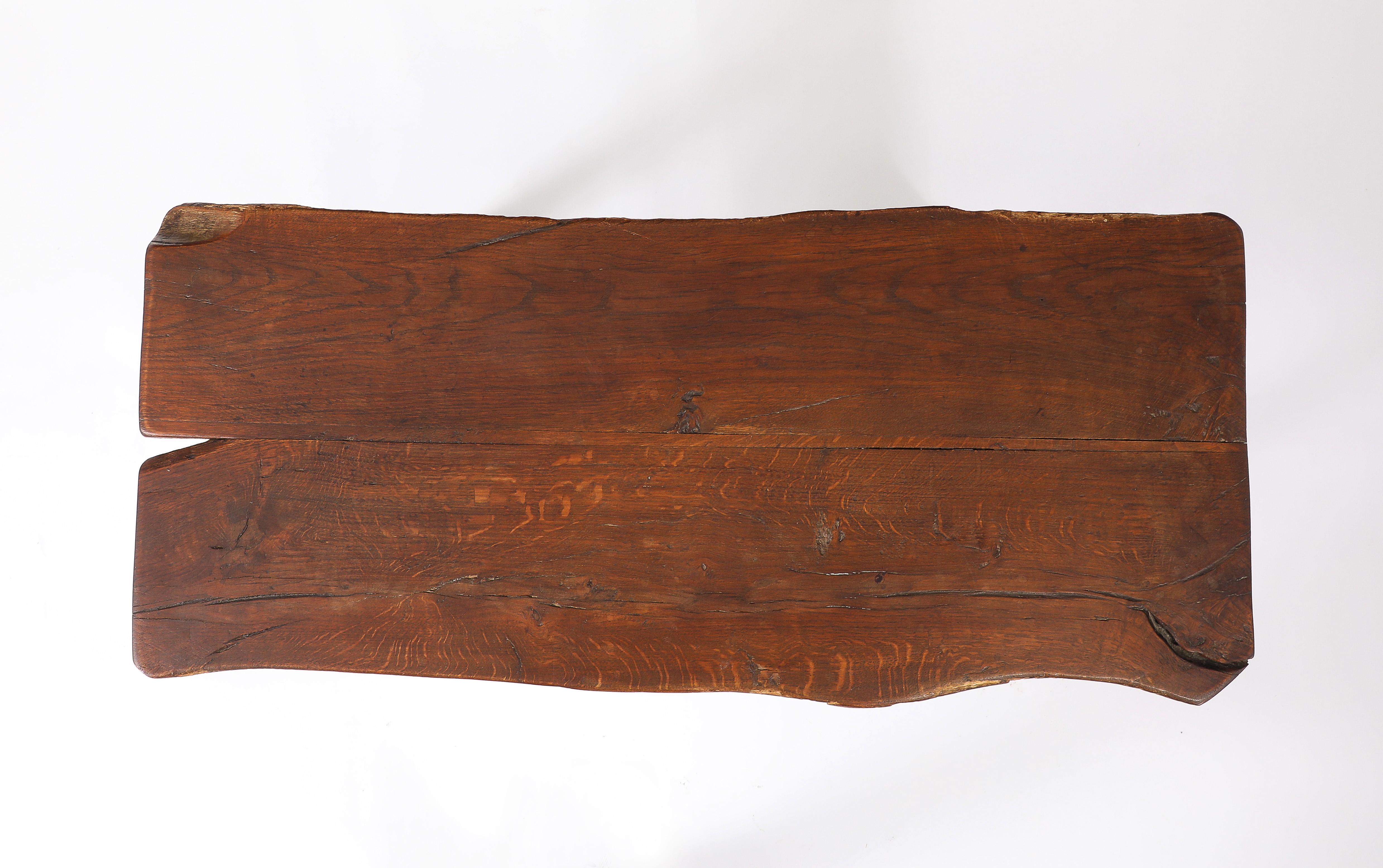 Table basse rustique, France, années 1950 en vente 1