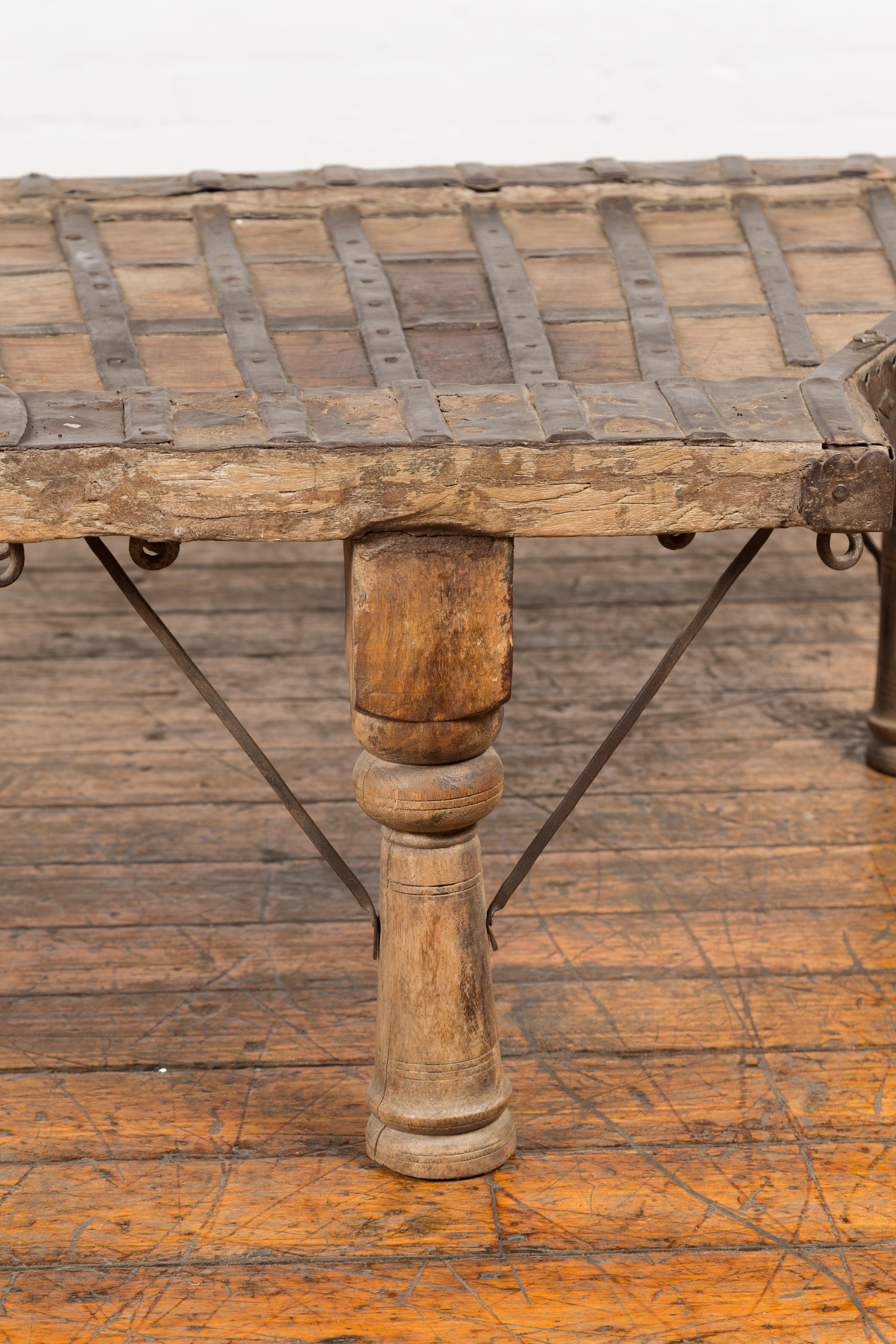Rustic Coffee Table Made of 19th Century Indian Bullock Cart with Iron Details For Sale 1