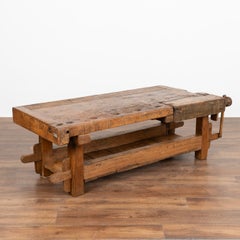 Table basse rustique Ancienne table de travail, Hongrie circa 1890