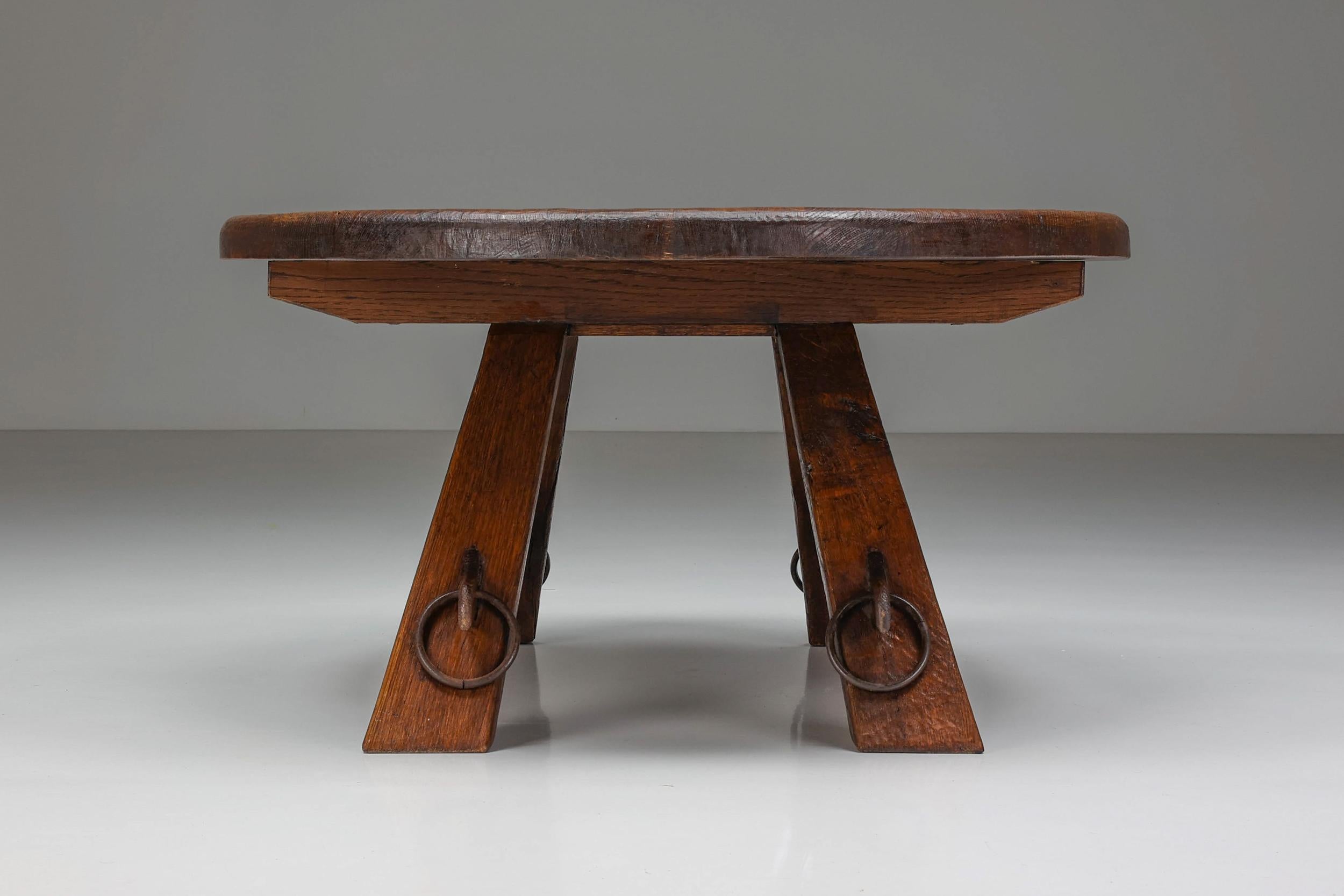 Rustic Coffee Table with Ring II, France, 1960s Excellent état - En vente à Antwerp, BE