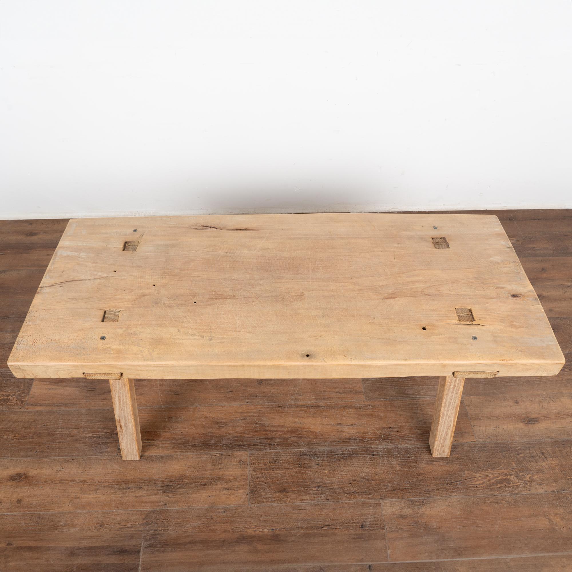 Rustic Coffee Table With Square Peg Legs, Hungary circa 1900 In Good Condition In Round Top, TX