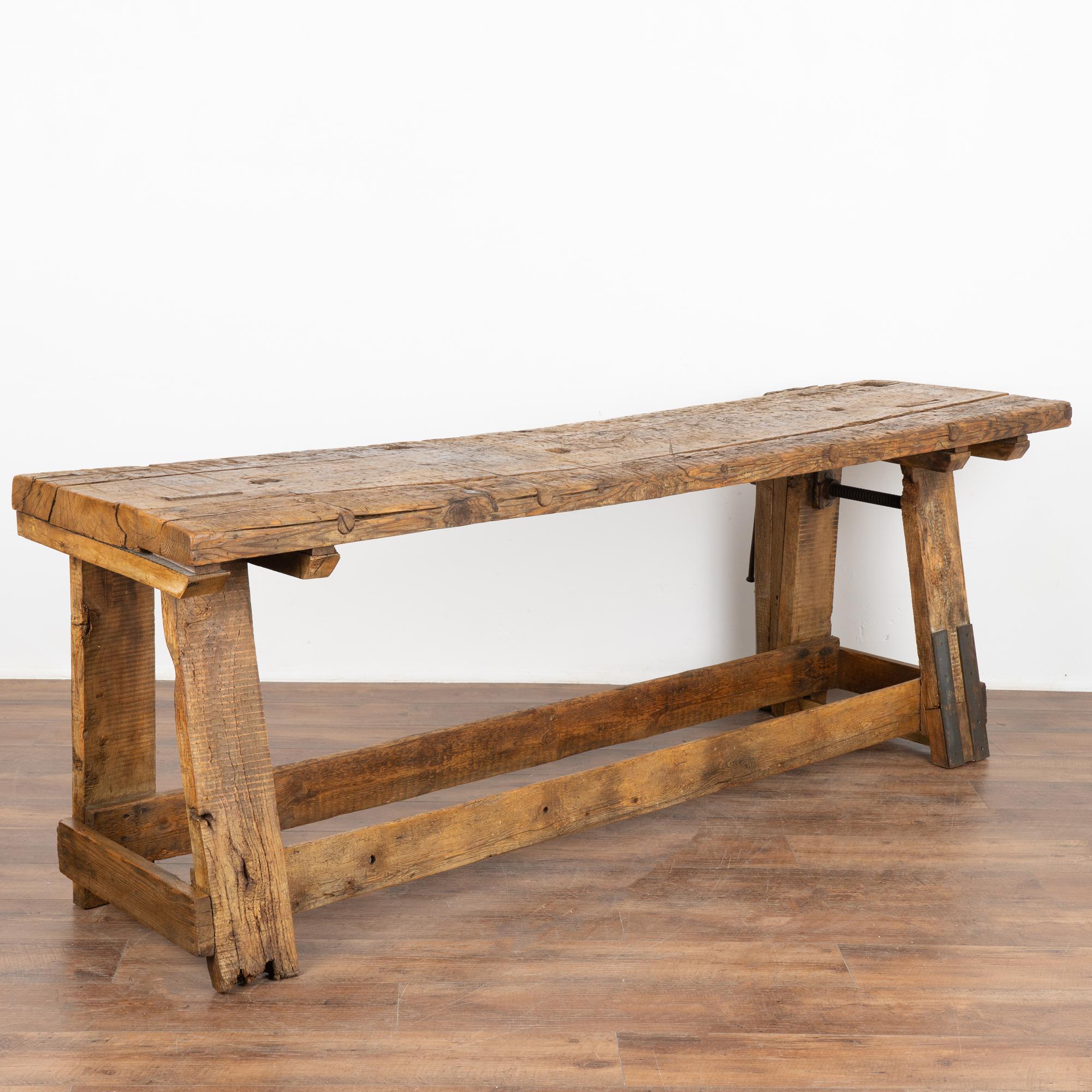 Rustic Console Table Carpenter's Workbench, France circa 1860-80 For Sale 6