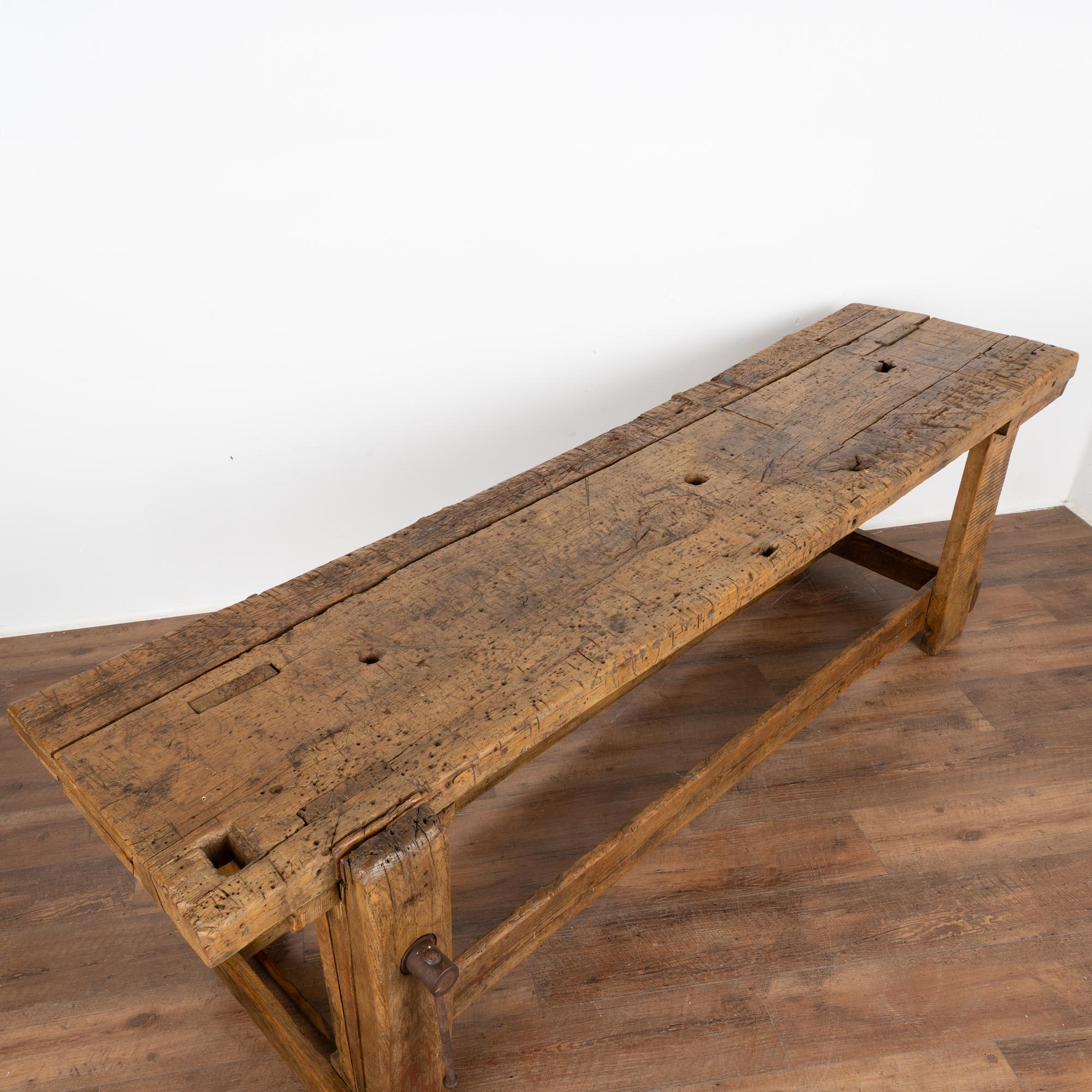 Rustic Console Table Carpenter's Workbench, France circa 1860-80 In Good Condition For Sale In Round Top, TX