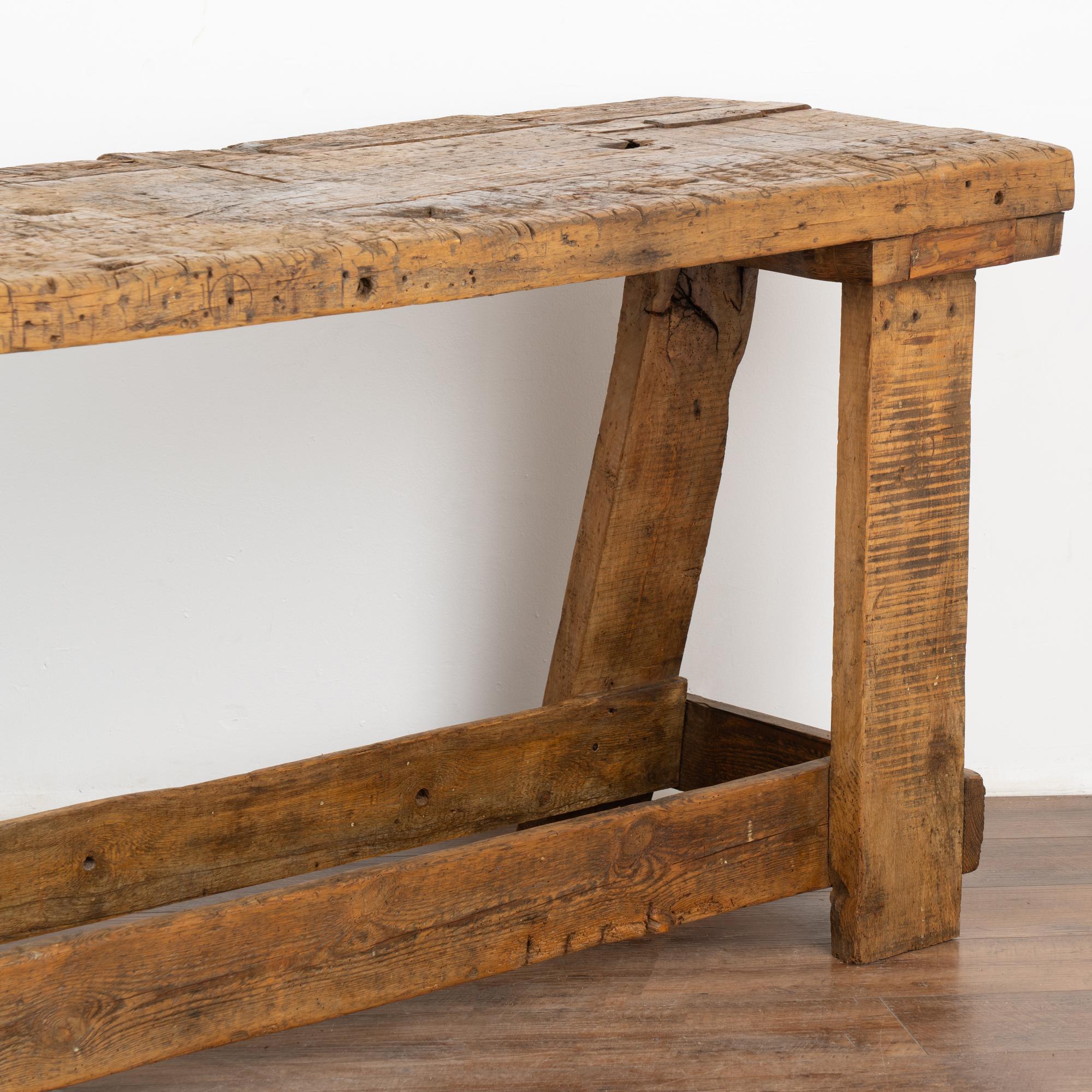 XIXe siècle Table console rustique Établi de menuisier, France vers 1860-80 en vente