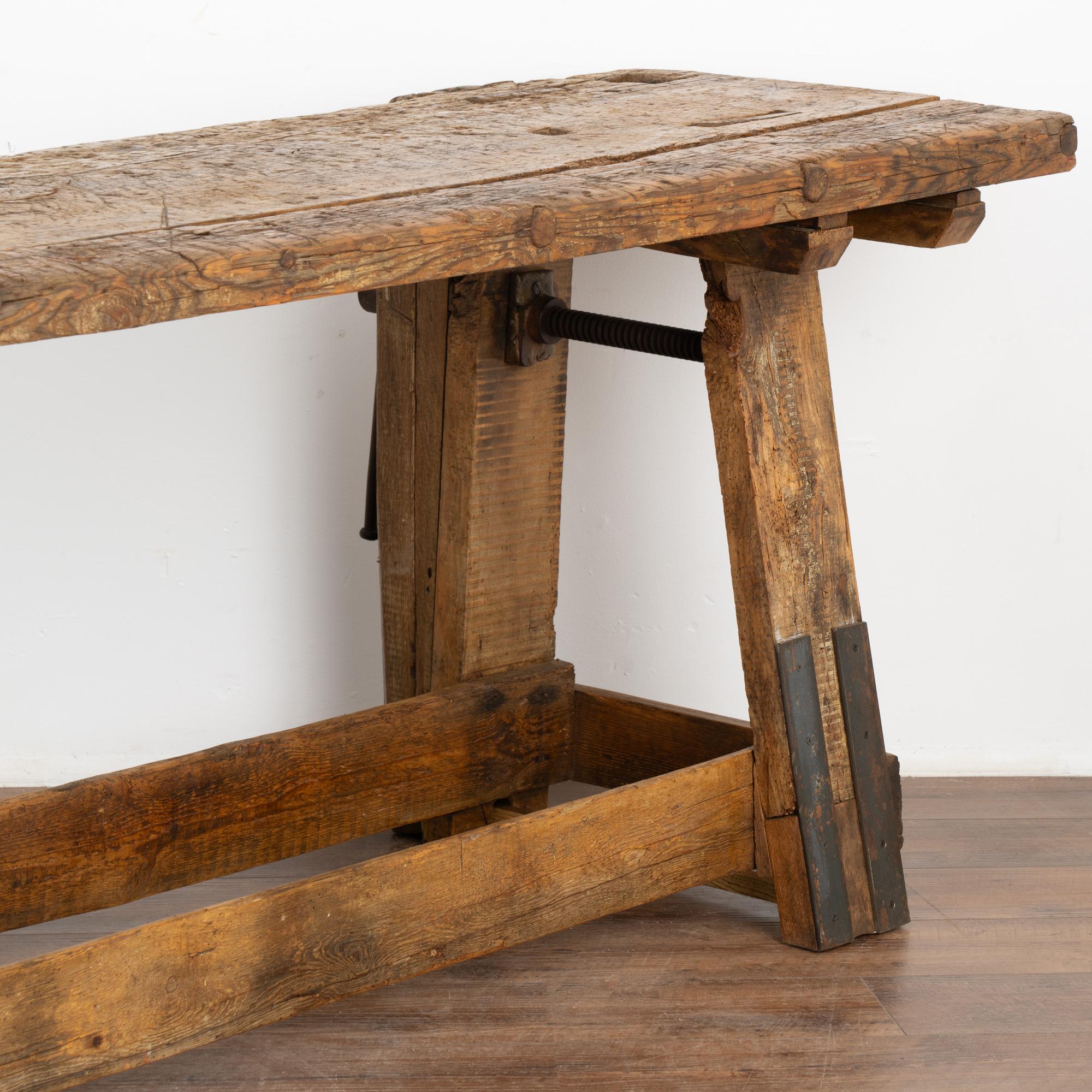 Rustic Console Table Carpenter's Workbench, France circa 1860-80 For Sale 1
