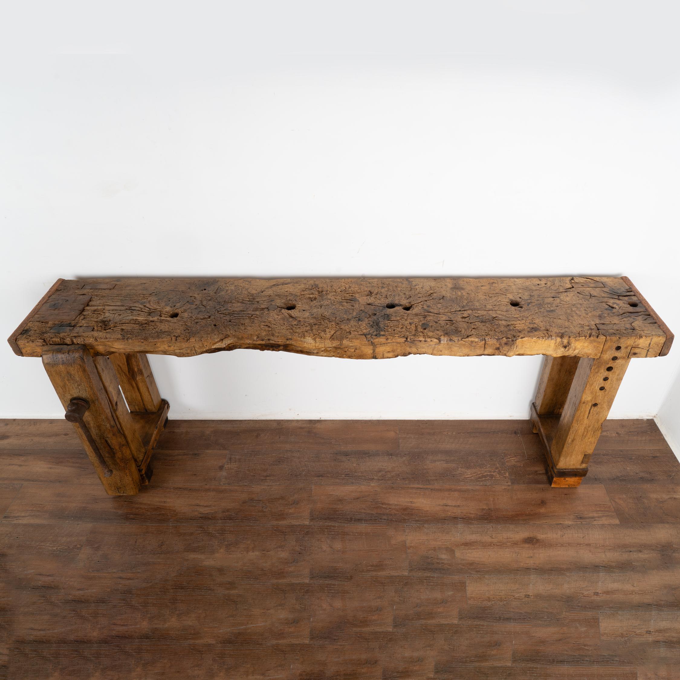 Rustic Console Table Carpenter's Workbench, France circa 1880 In Good Condition In Round Top, TX