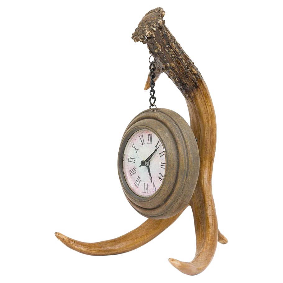 Rustic Continental Style Faux Antler and Brass Table Clock For Sale