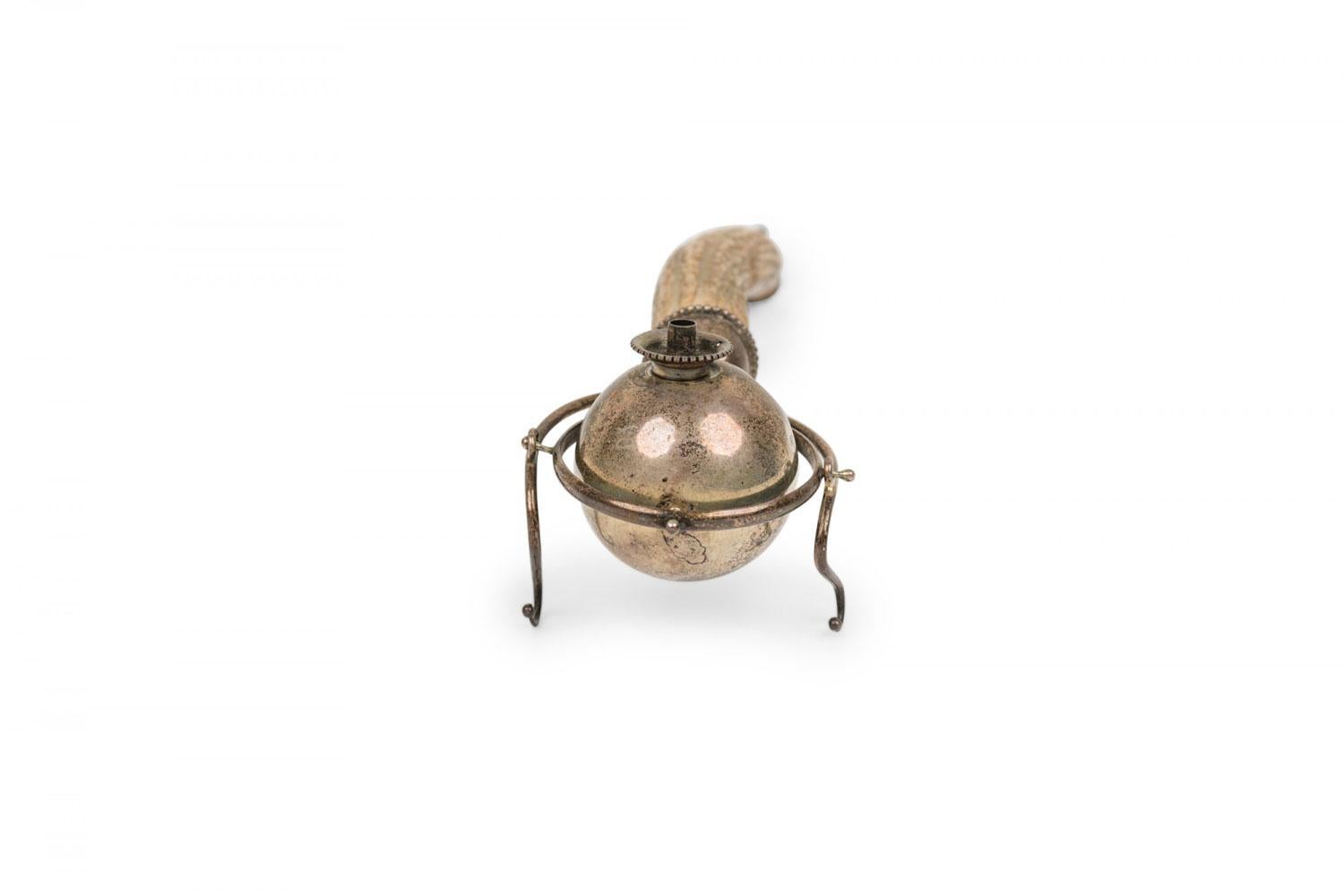 Rustic Continental Style Horn and Metal Desk Lighter Bon état - En vente à Queens, NY